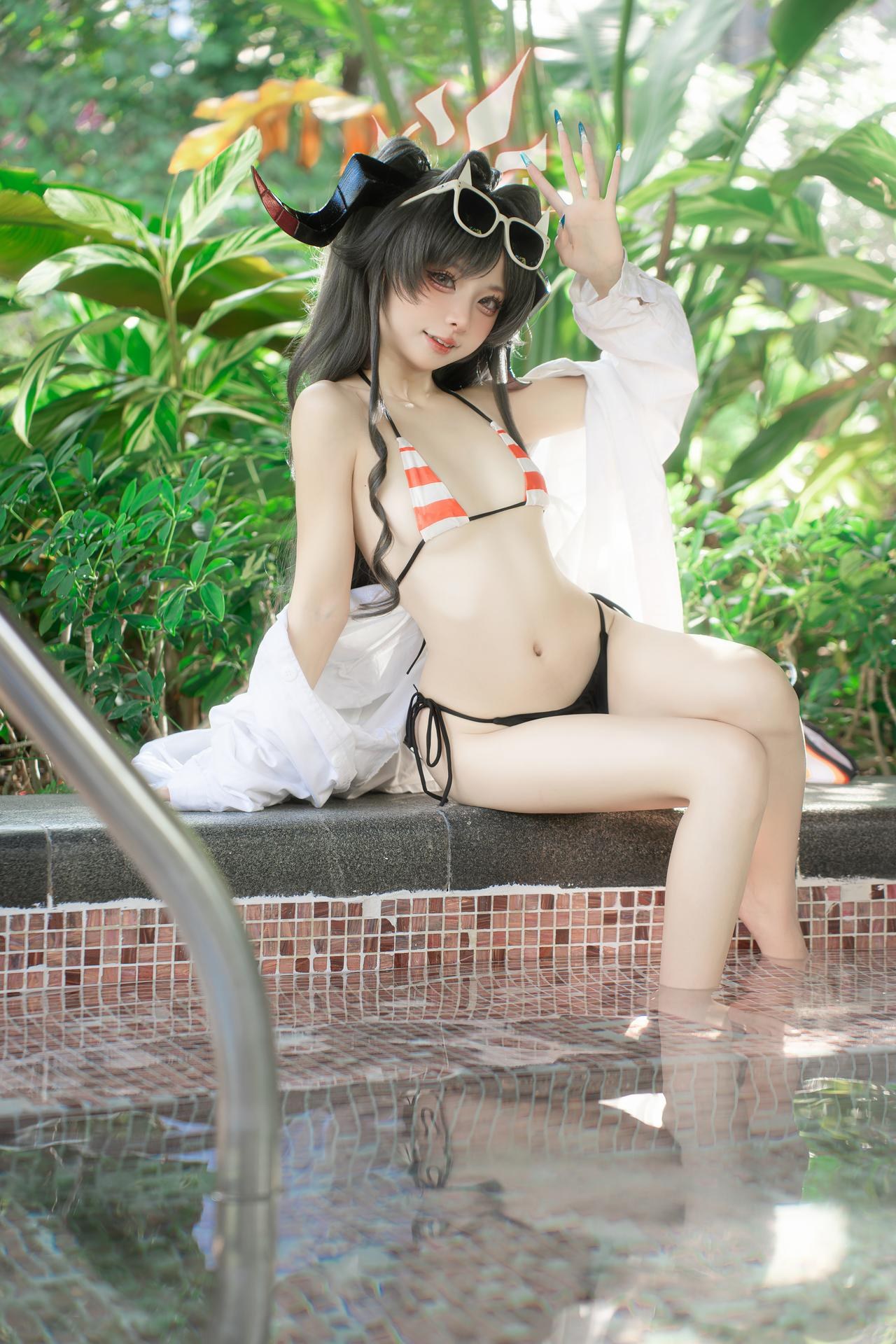 [cosplay] 纸悦Etsu_ko - Blue Archive 鬼怒川霞 ชุดว่ายน้ำ: ชุดว่ายน้ำริมสระ เสื้อคลุมสีขาว 44P