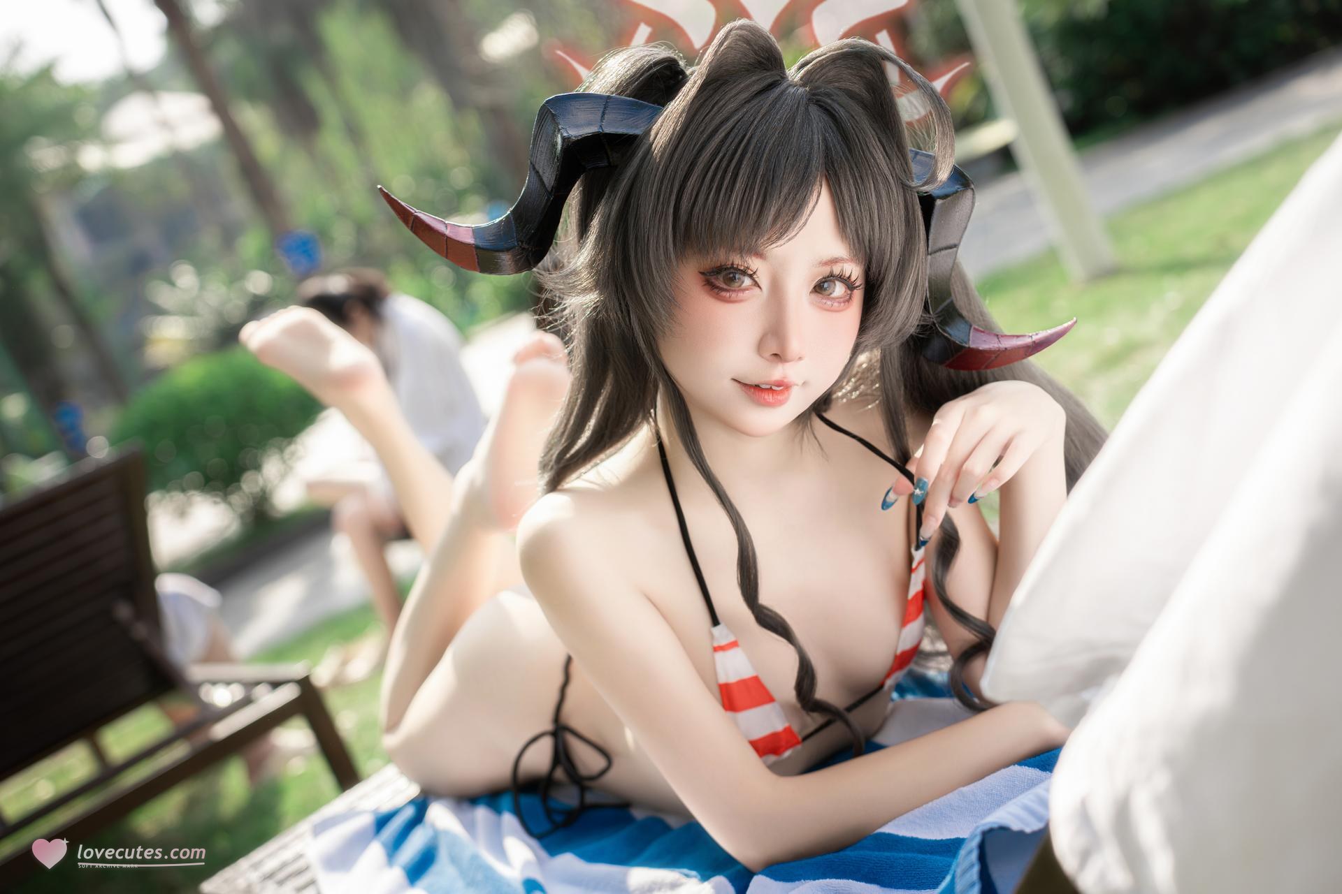 [cosplay] 纸悦Etsu_ko - Blue Archive 鬼怒川霞 ชุดว่ายน้ำ: ชุดว่ายน้ำริมสระ เสื้อคลุมสีขาว 44P
