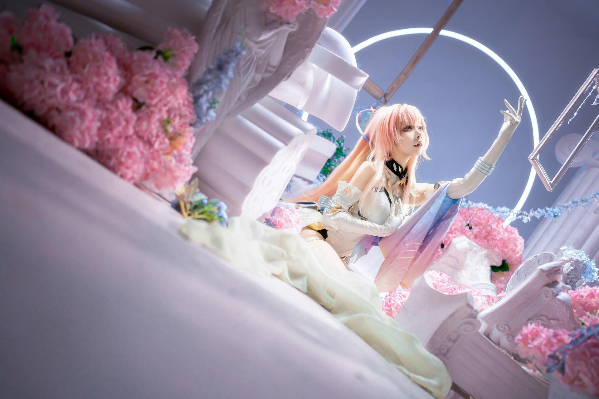 [cosplay] 纸悦Etsu_ko - 鳴潮 愛弥斯：ピンク髪の礼装 白ストッキングの夢幻的な背景 25P