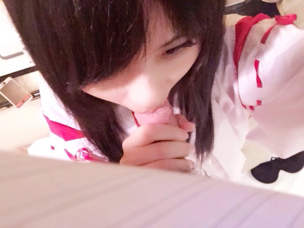 [私房] 习呆呆 - 巫女主题：和风露点情趣私拍 26P2V
