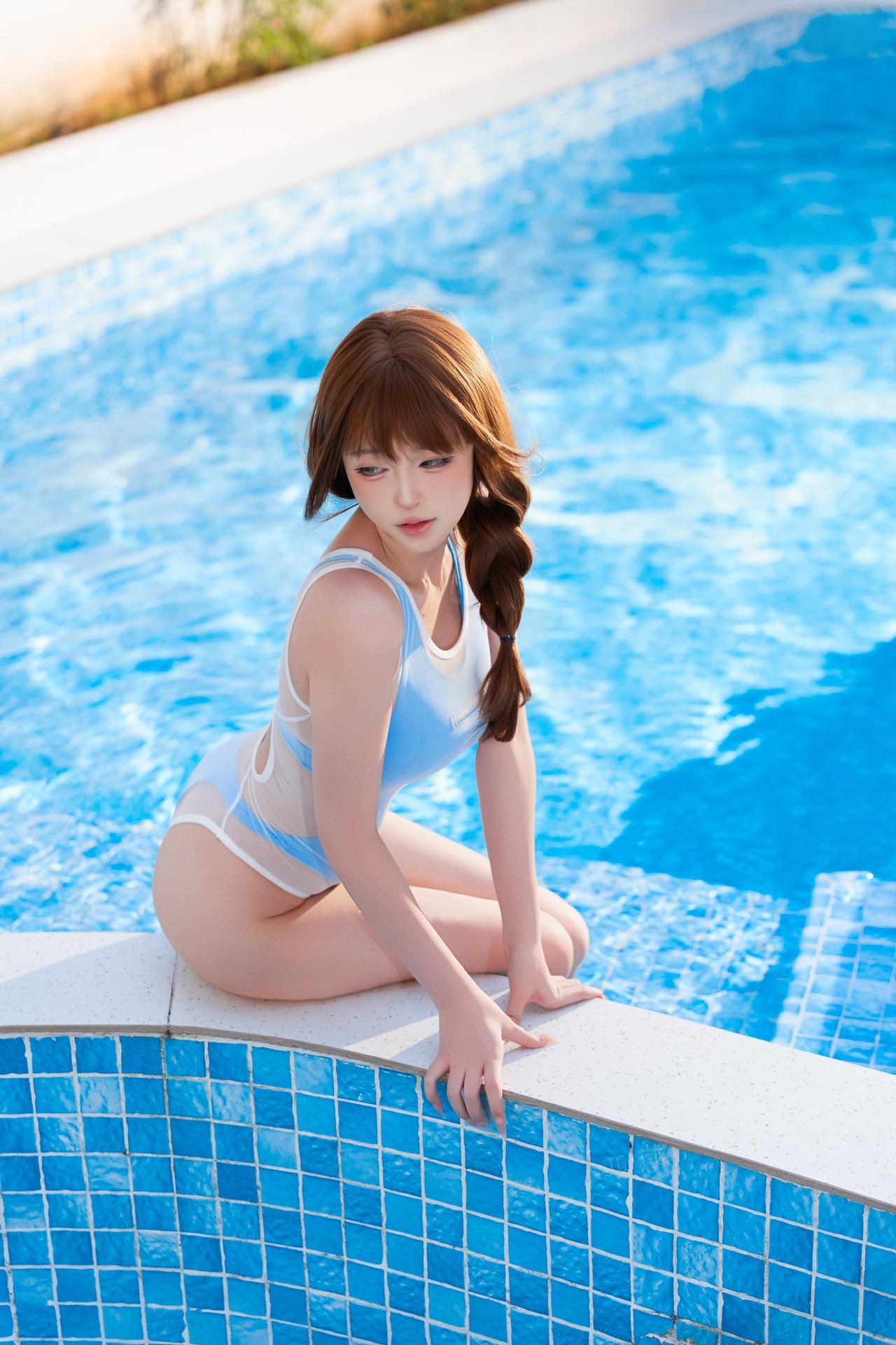 [Ảnh] Shimizu Yuno - Ánh nắng bạc hà: bên hồ bơi, bikini trắng, nắng trong trẻo, chân đẹp 71P