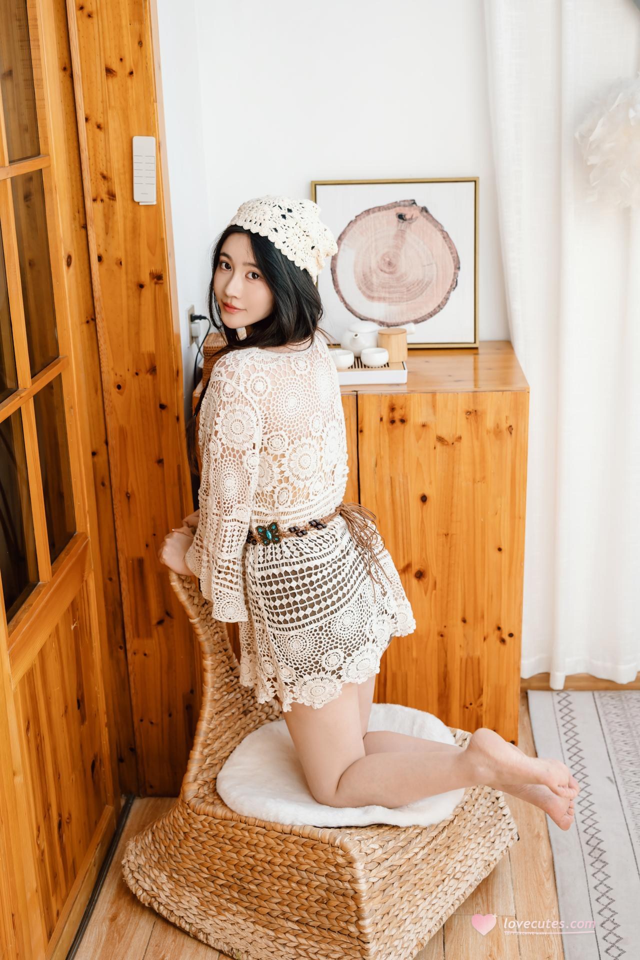 [私房] 年年Nnian - 木槿花：ชุดลูกไม้สีครีมอ่อนในห้องส่วนตัว บ้านไม้ อกสวย ขาสวย 83P