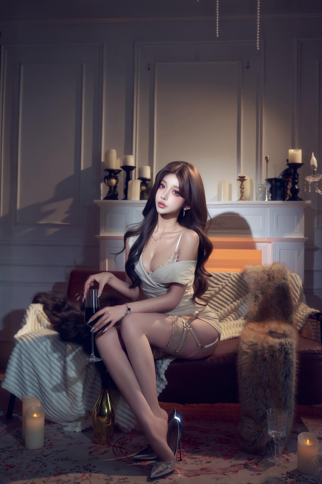 [私房] 过期米线线喵 - 鎏金梦境：金黑赛博内衣 蓝光美腿私房 53P