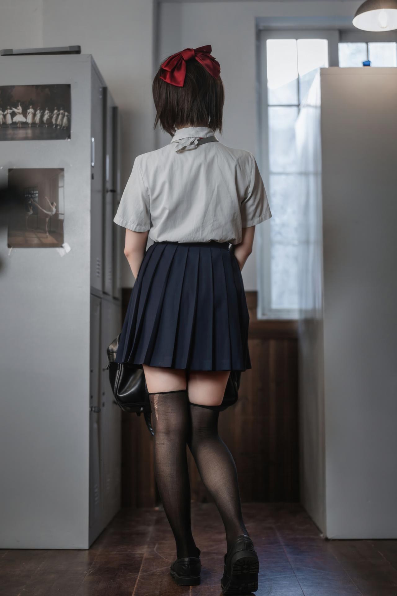 [私房] 阿薰kaOri - 堕落学院：JK制服课堂私房 黑丝美胸大尺度 111P7V