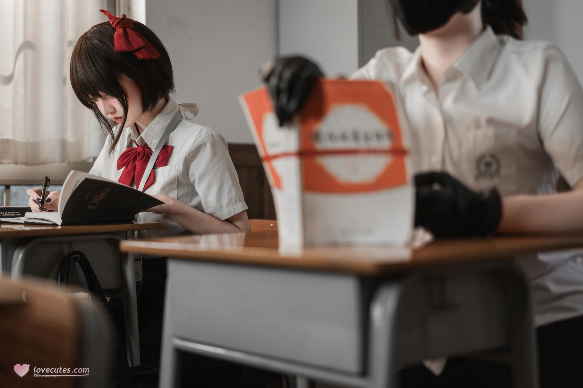 [私房] 阿薰kaOri - 堕落学院：JK制服课堂私房 黑丝美胸大尺度 111P7V