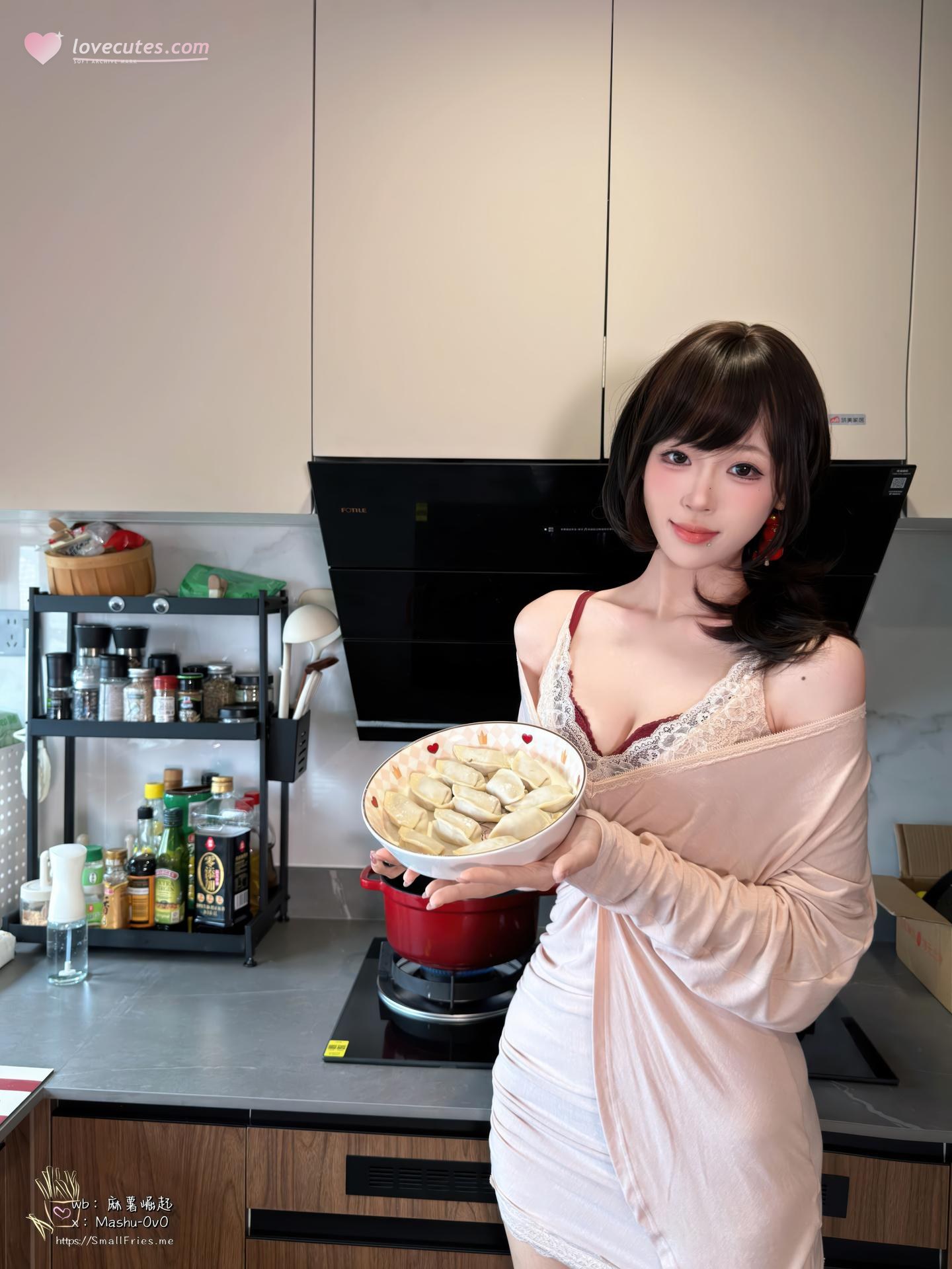 [私房] 麻薯好吃 - 岁末情书：新年红装居家私房 黑丝美腿 105P1V