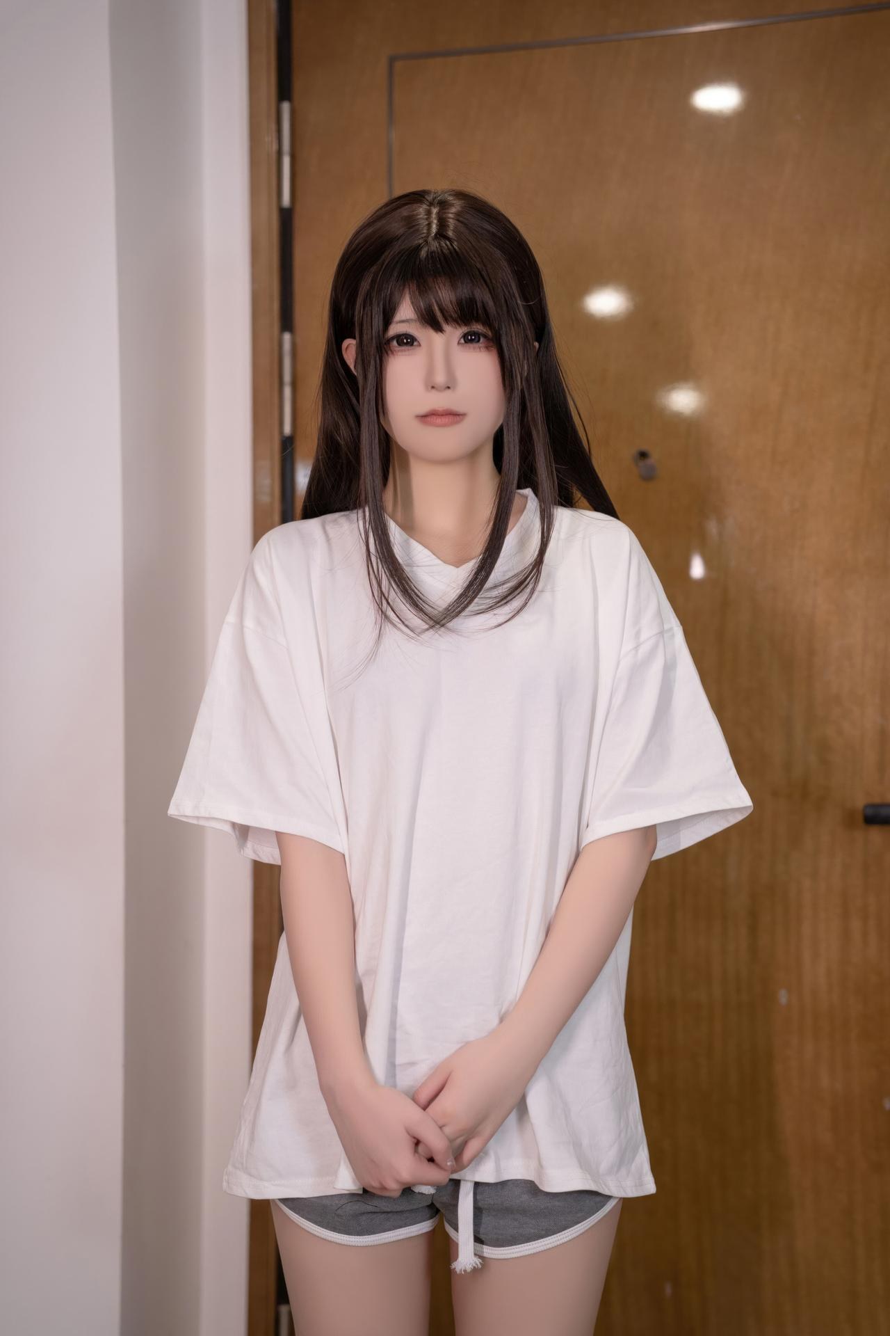 [私房] Quan冉有点饿 - tora酱的秘密男友：黑丝兔女郎床拍 露臀大尺度 112P
