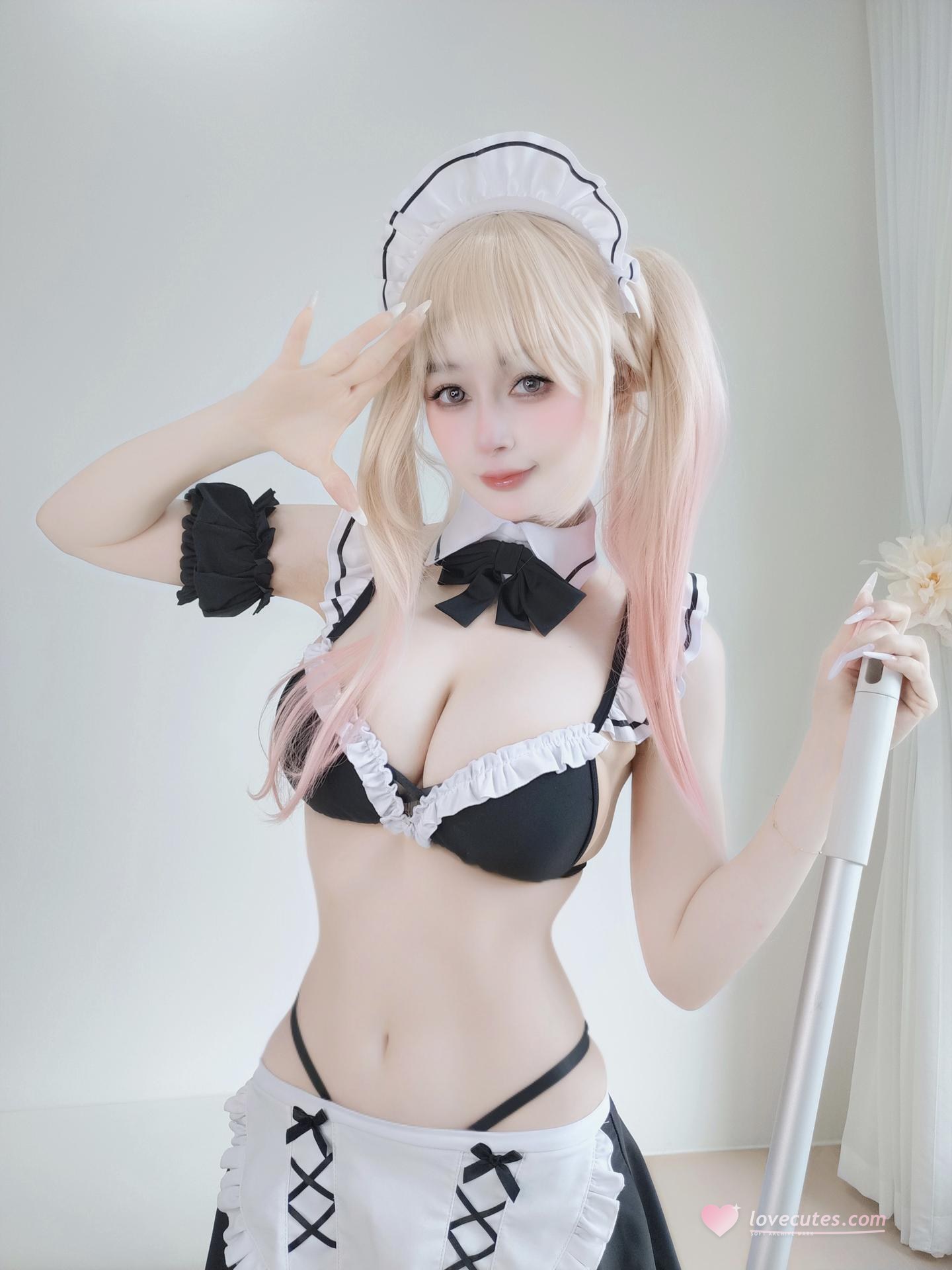 [cosplay] 白银81 - 更衣人偶坠入爱河 喜多川海梦: ชุดเมดขาวดำ หน้าอกสวย 62P