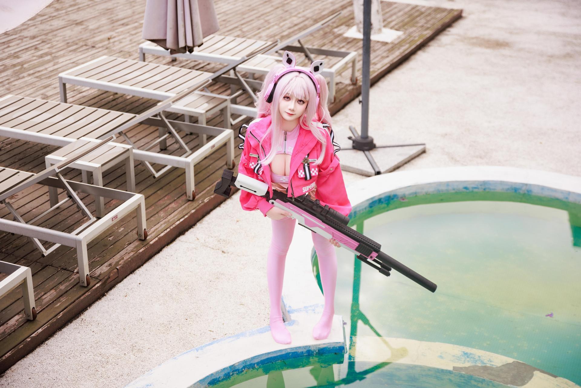 [cosplay] Ah Xuexue - Alice Swimwear: Pink Bunny-Ear Swimsuit, Spear by the Pool, Long Legs, 94P1V