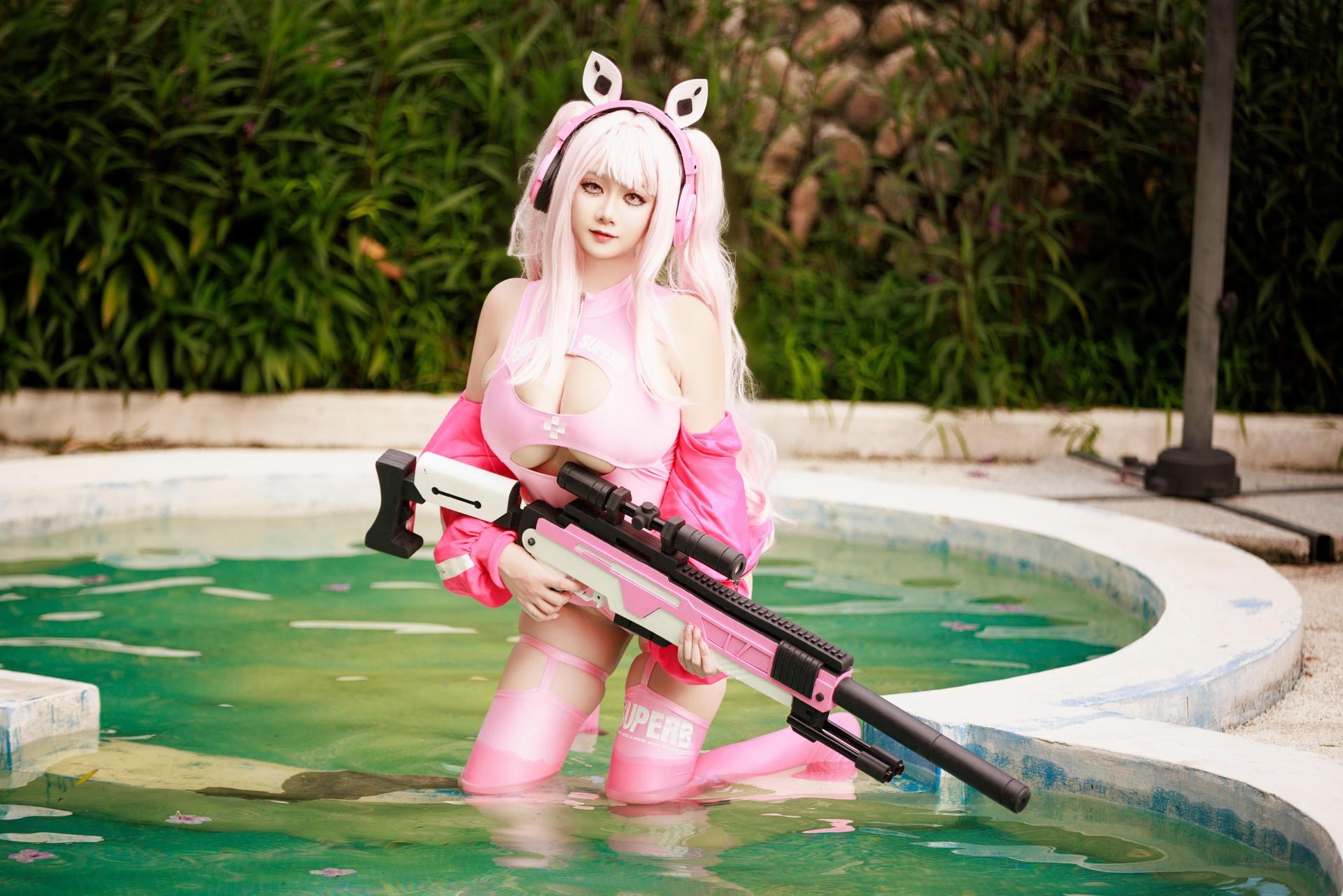 [cosplay] Ah Xuexue - Alice Swimwear: Pink Bunny-Ear Swimsuit, Spear by the Pool, Long Legs, 94P1V