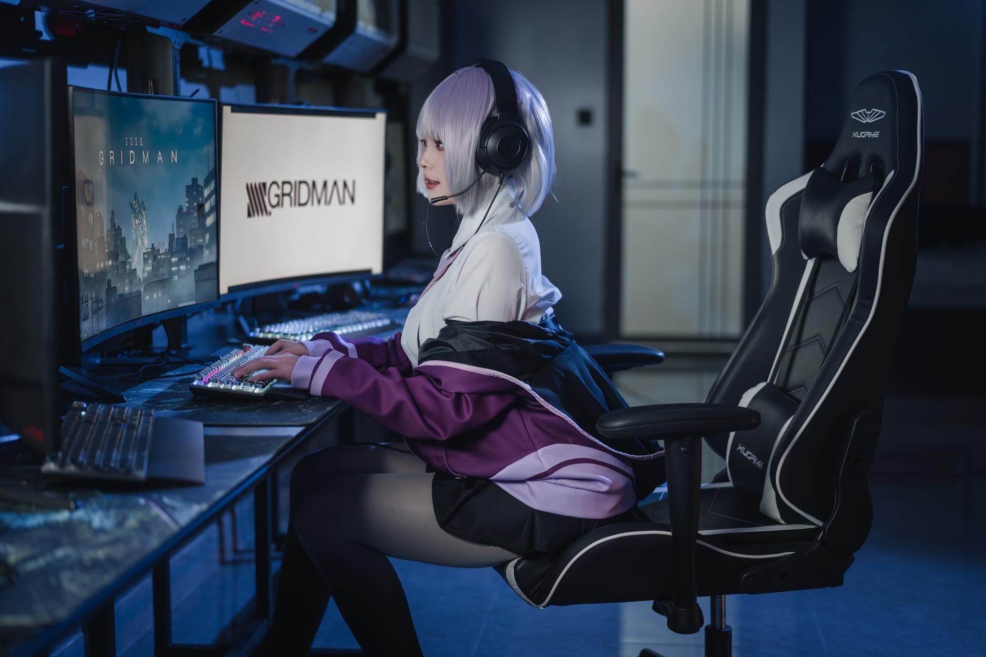 [cosplay] Natsuko夏夏子 - SSSS.GRIDMAN 新条茜：ชุดรัดรูปต่อสู้สีม่วงดำในห้องเครื่อง กลับลุคขาเรียวยาว 82P