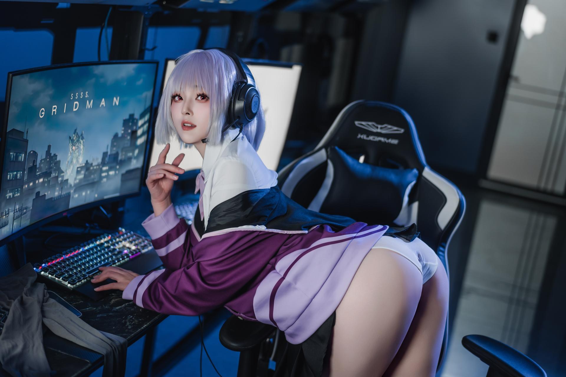 [cosplay] Natsuko夏夏子 - SSSS.GRIDMAN Shinjo Akane: Server Room Purple-Black Tight Battle Suit, Beautiful Legs Recreation 82P