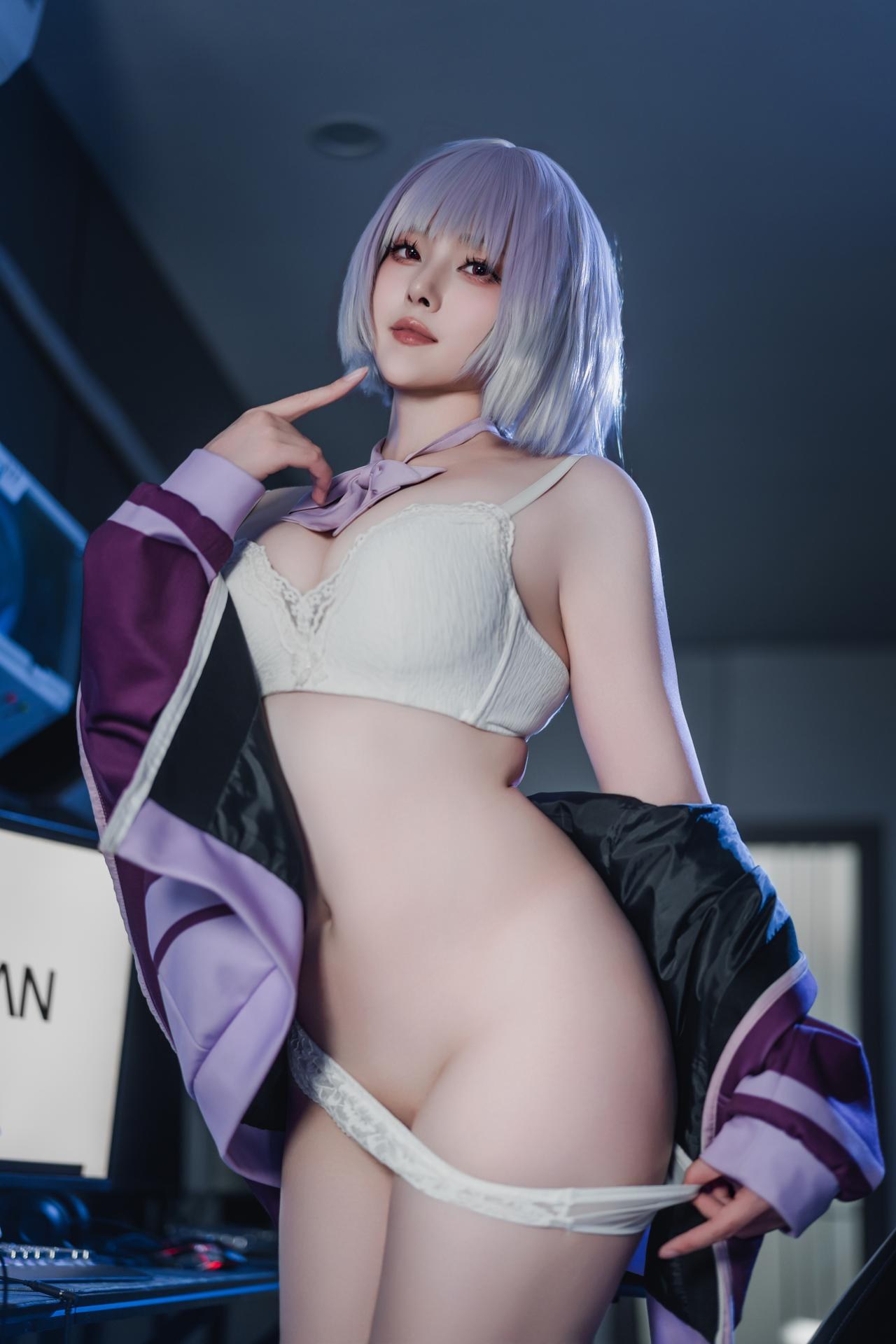 [cosplay] Natsuko夏夏子 - SSSS.GRIDMAN Shinjo Akane: Server Room Purple-Black Tight Battle Suit, Beautiful Legs Recreation 82P
