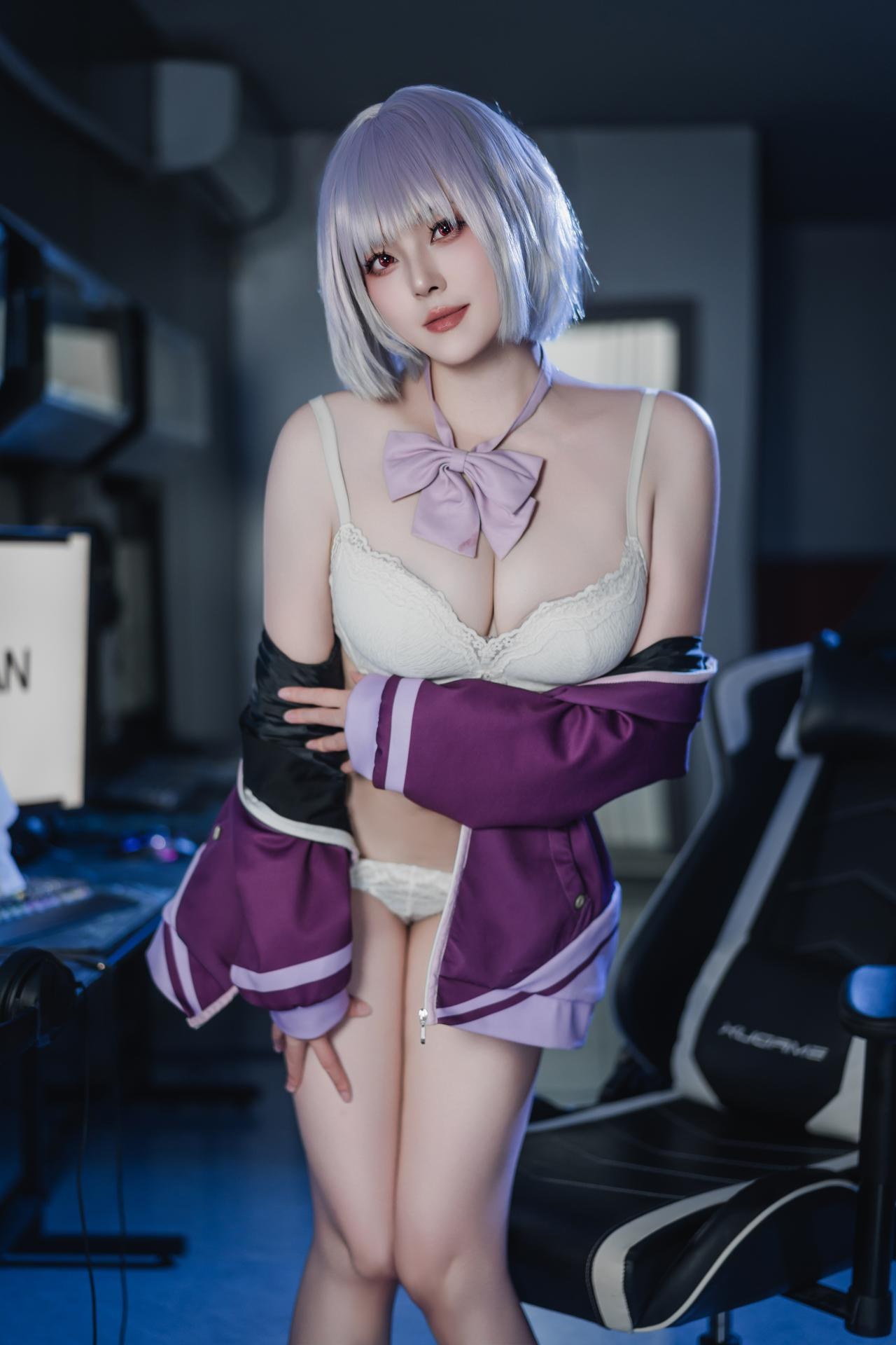 [cosplay] Natsuko夏夏子 - SSSS.GRIDMAN 新条茜：机房紫黑紧身战斗服 美腿还原 82P