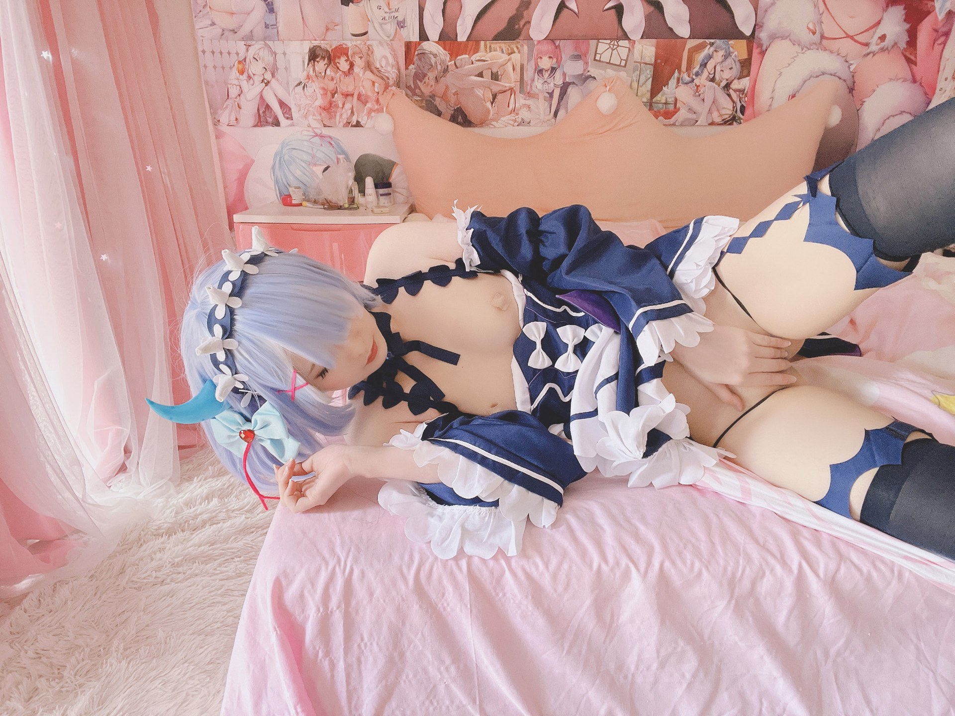 [cosplay] Xi Dai Dai - Ganyu: Blue-Haired Maid Exposed-Nipple Large-Scale Recreation 36P2V