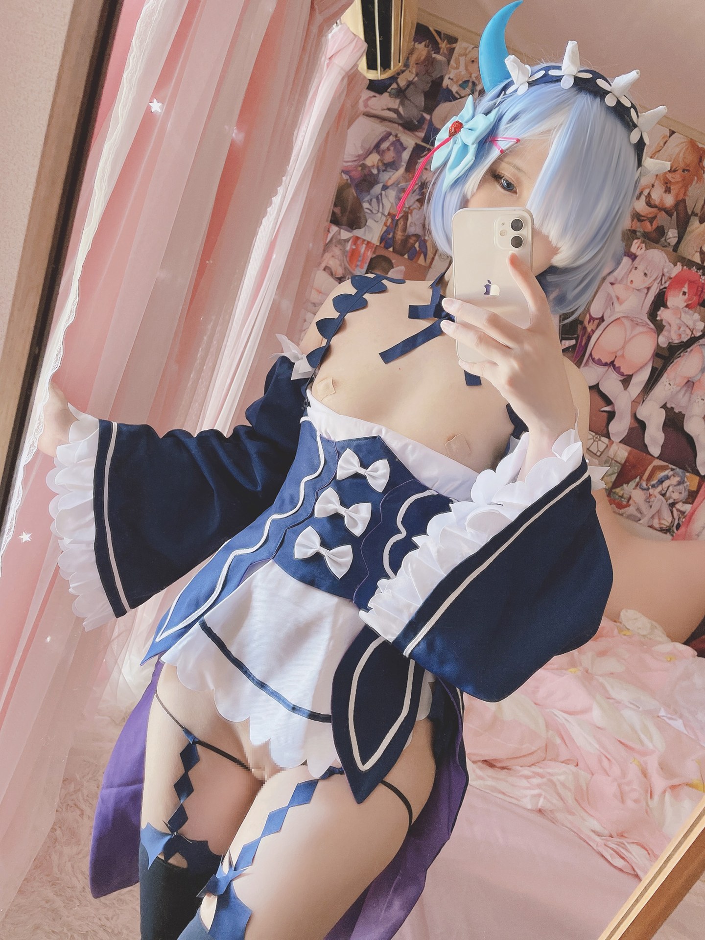 [cosplay] 习呆呆 - 甘雨：蓝发女仆露点大尺度还原 36P2V