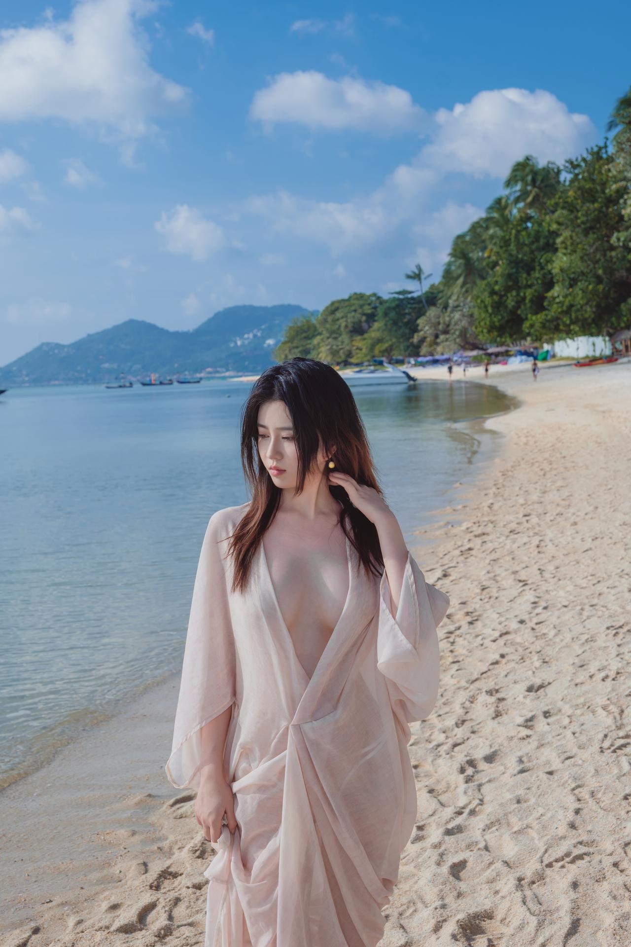 [写真] 年年Nnian - 海风：海边白纱薄裙 阳光美腿写真 80P