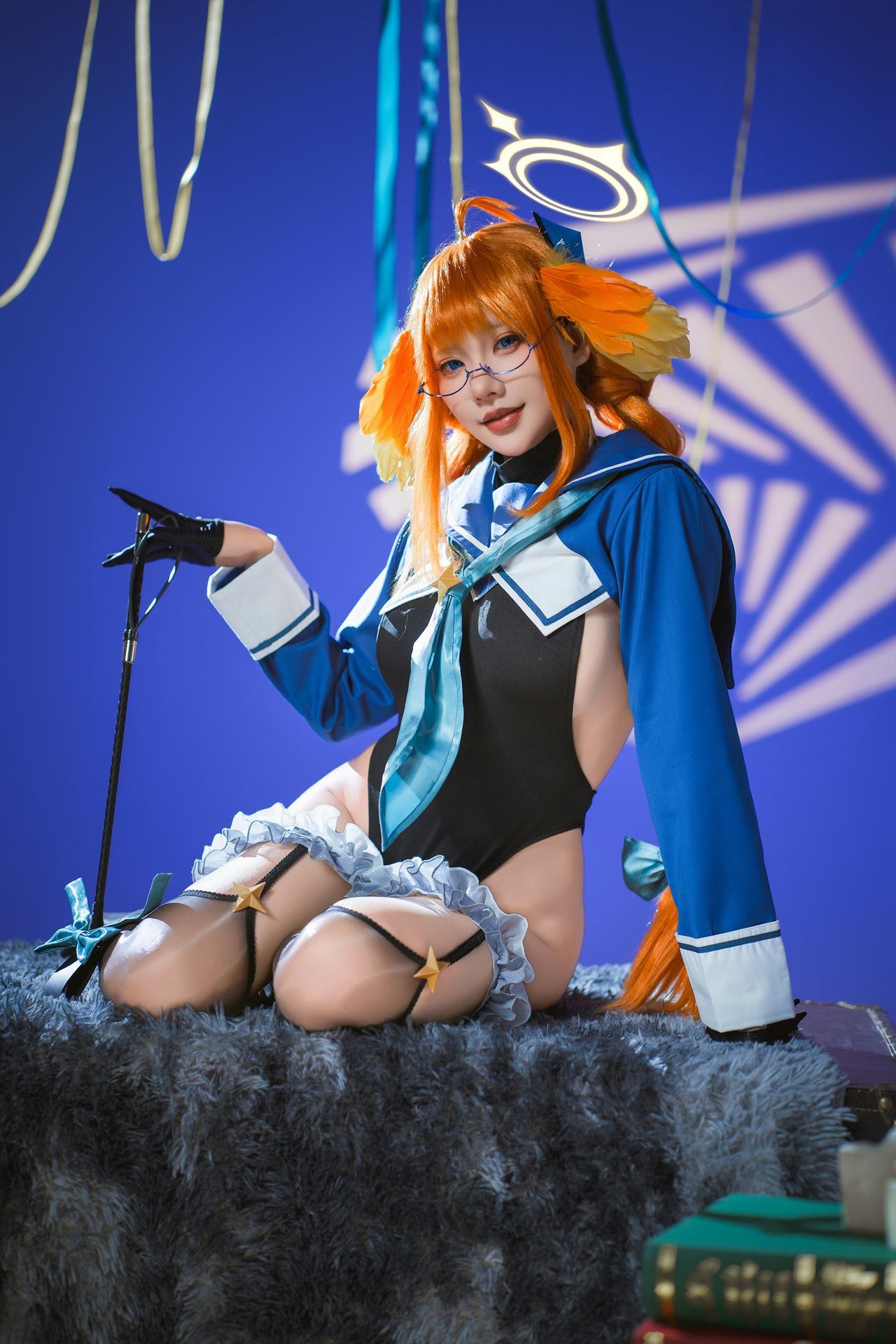 [cosplay] Is it a bear cub? - Blue Archive Enjo Shimizu: Evil female executive black stockings and beautiful legs 40P