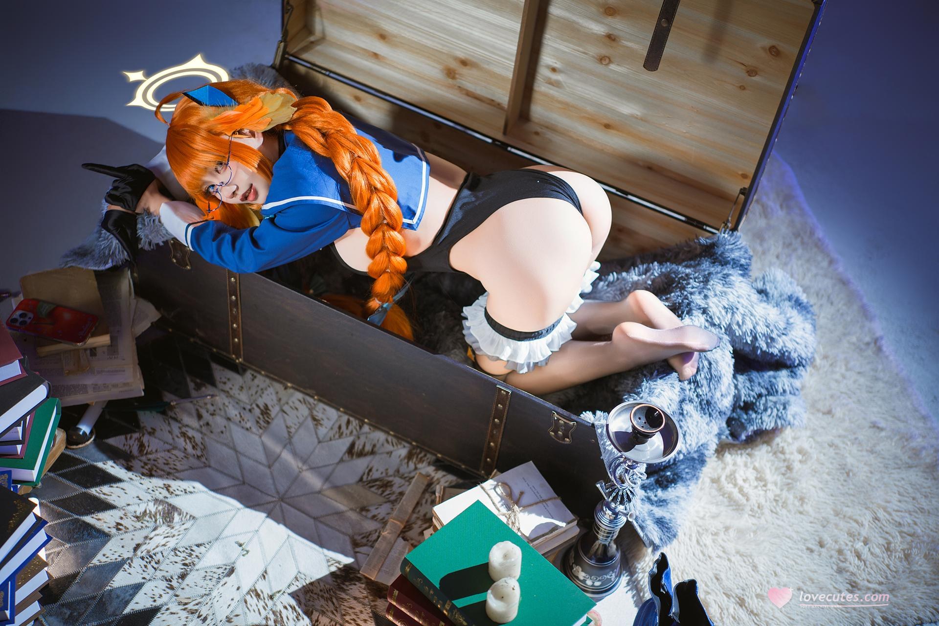 [cosplay] Is it a bear cub? - Blue Archive Enjo Shimizu: Evil female executive black stockings and beautiful legs 40P