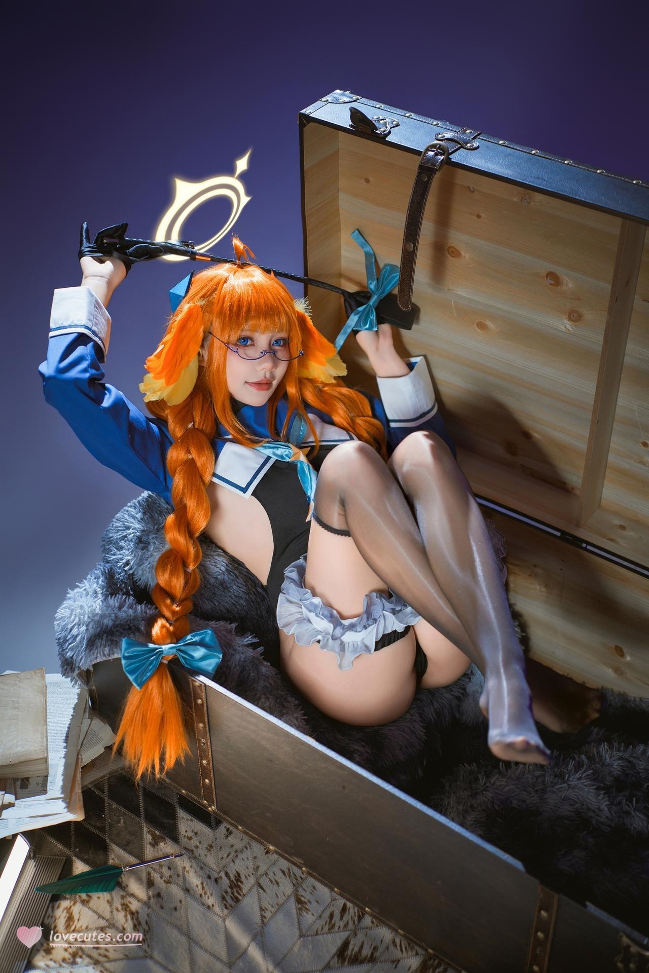 [cosplay] Is it a bear cub? - Blue Archive Enjo Shimizu: Evil female executive black stockings and beautiful legs 40P