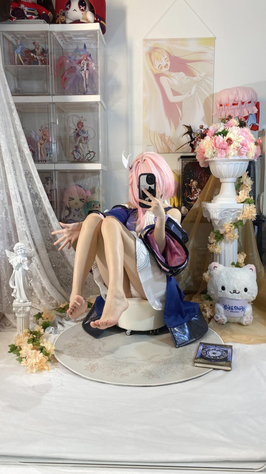 [cosplay] 白栎Shirly - Xi Lian: Tóc hồng, trang phục cơ năng, chân dài tất trắng, tái hiện nhân vật 130P