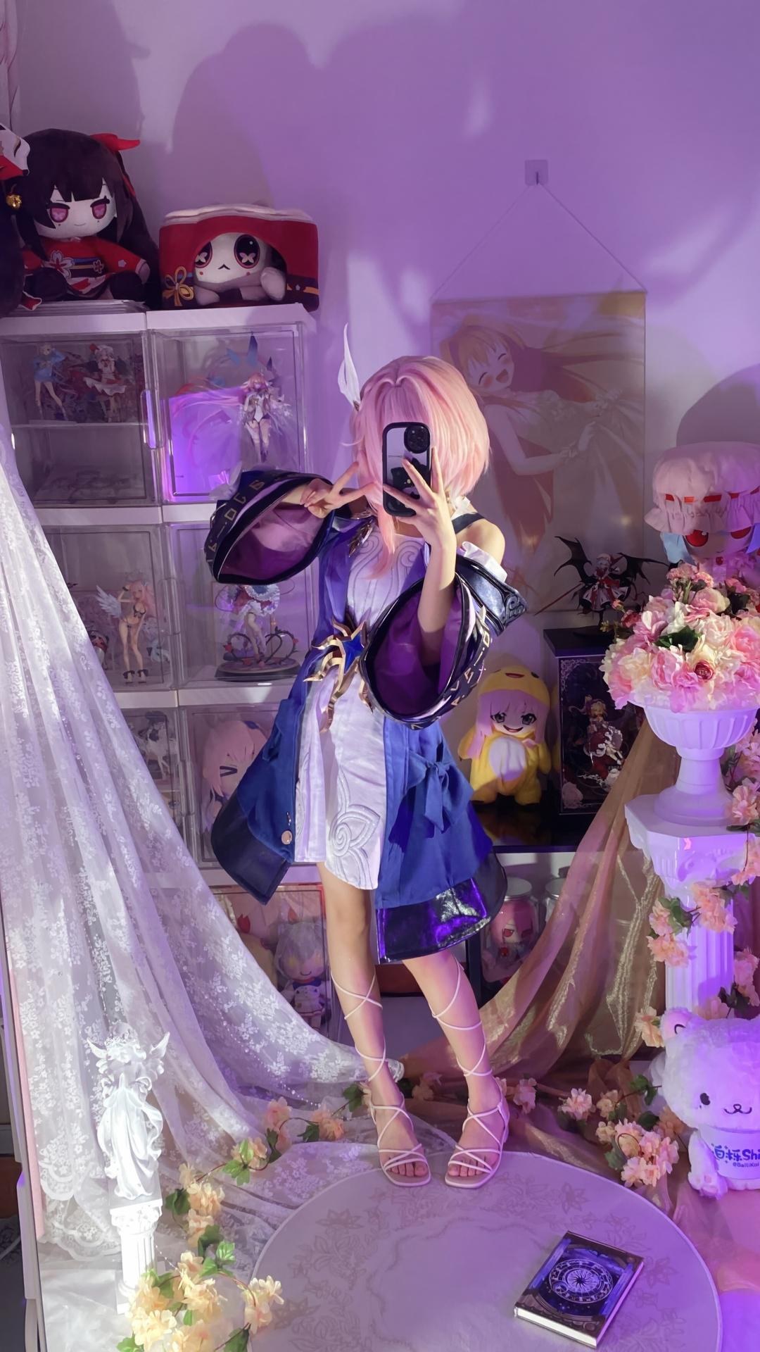 [cosplay] 白栎Shirly - 昔漣：粉髮機能服 白絲美腿角色還原 130P