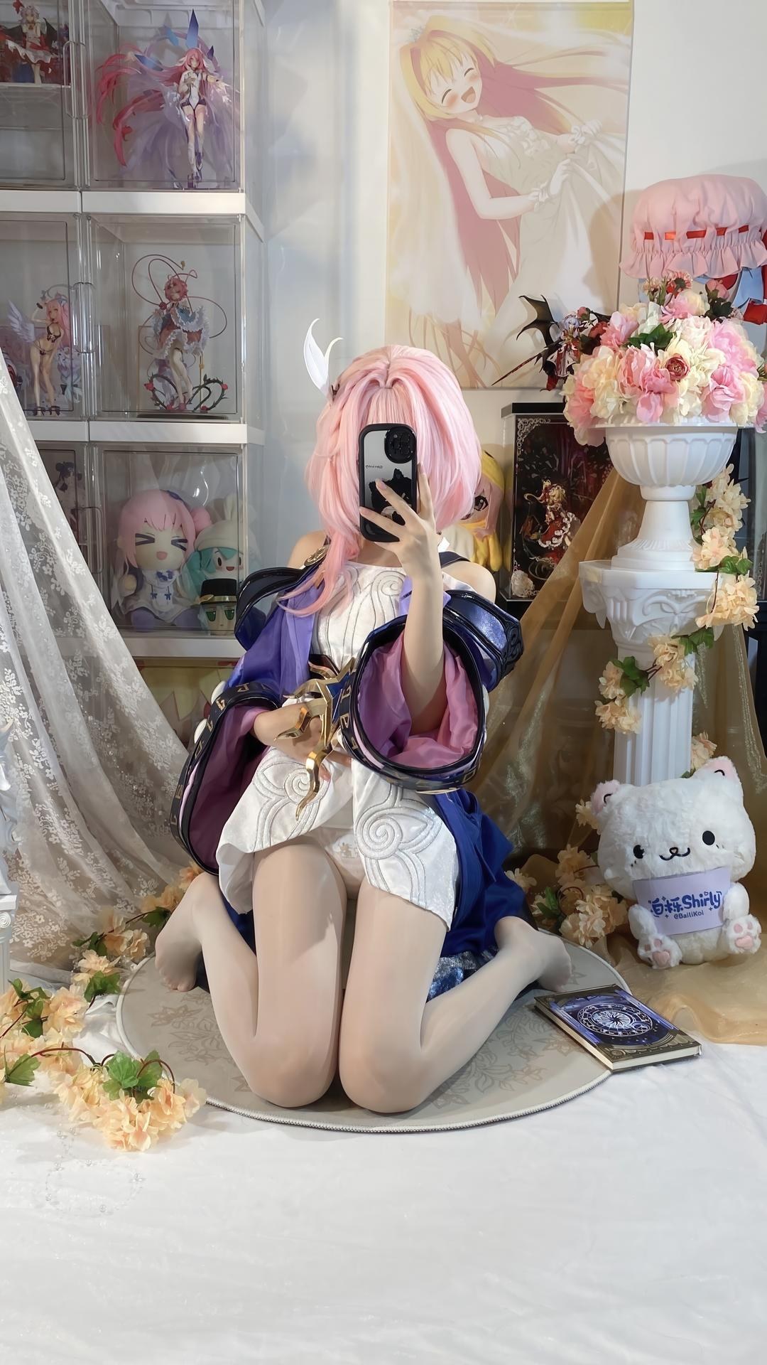 [cosplay] 白栎Shirly - 昔漣：粉髮機能服 白絲美腿角色還原 130P