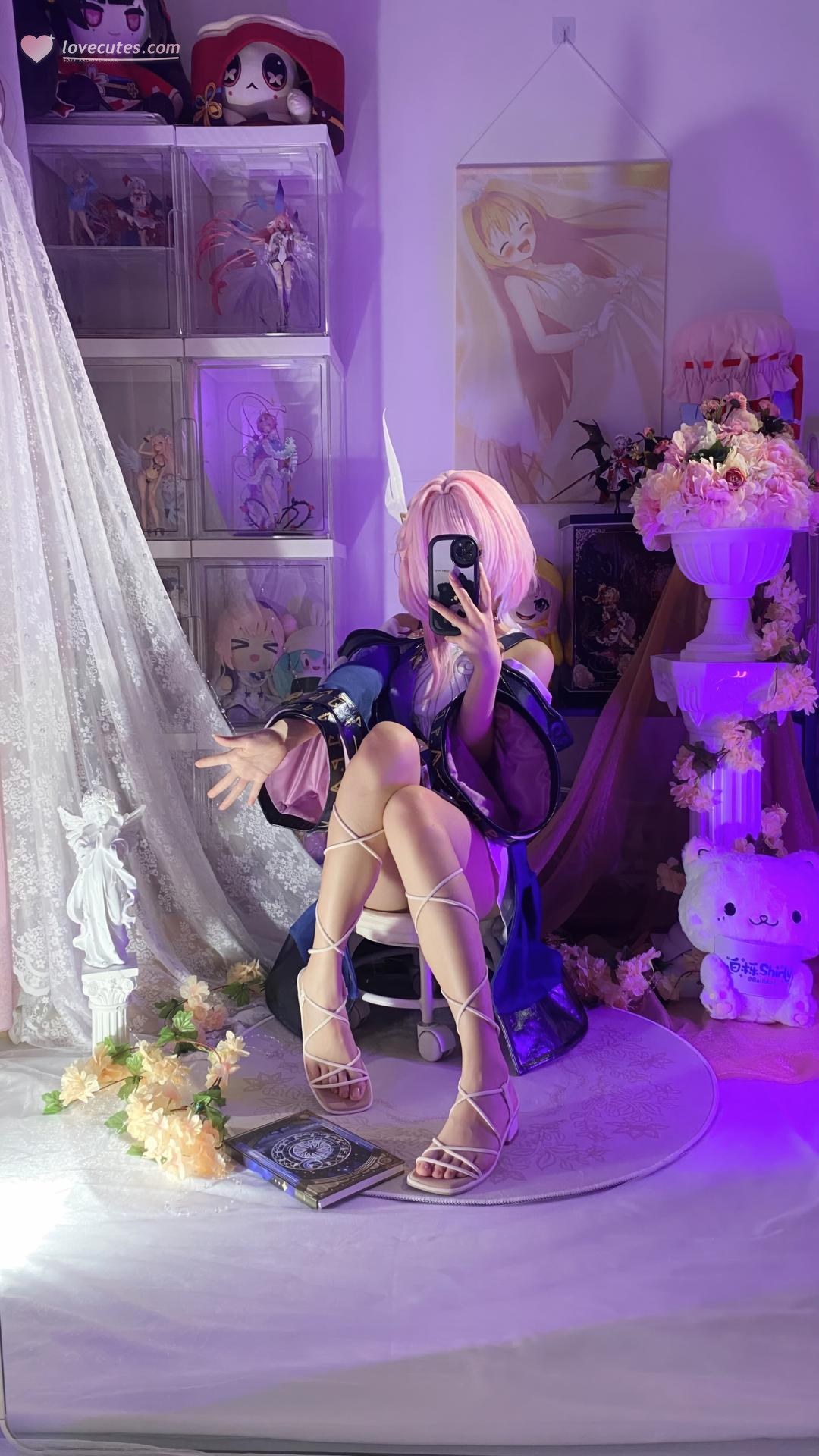 [cosplay] 白栎Shirly - 昔漣：粉髮機能服 白絲美腿角色還原 130P