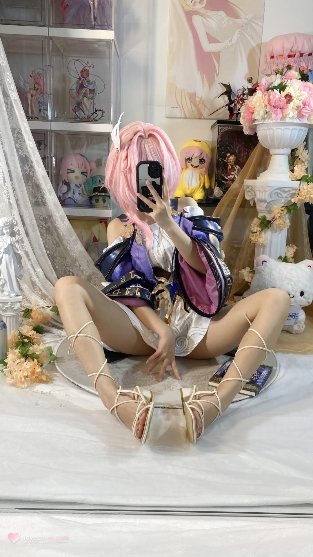 [cosplay] 白栎Shirly - Xi Lian: Tóc hồng, trang phục cơ năng, chân dài tất trắng, tái hiện nhân vật 130P