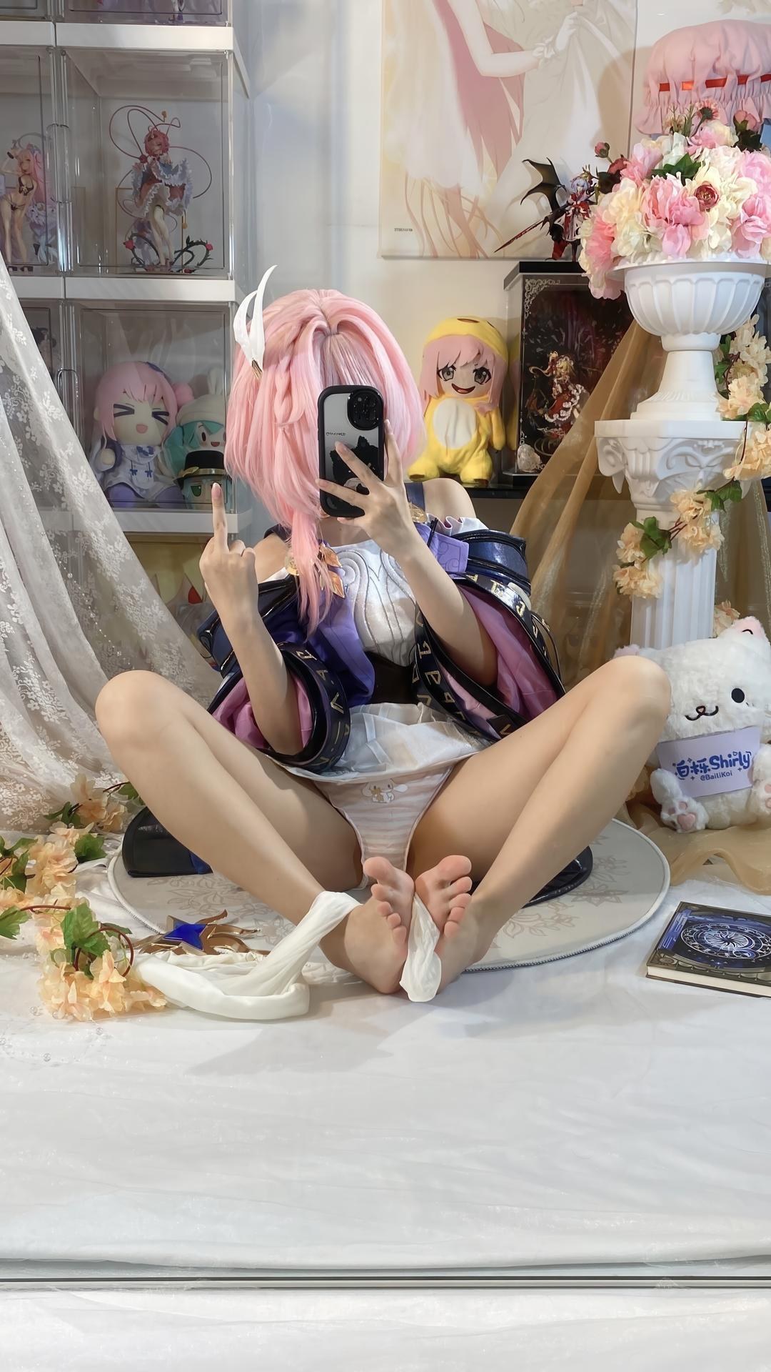[cosplay] 白栎Shirly - Xi Lian: Tóc hồng, trang phục cơ năng, chân dài tất trắng, tái hiện nhân vật 130P