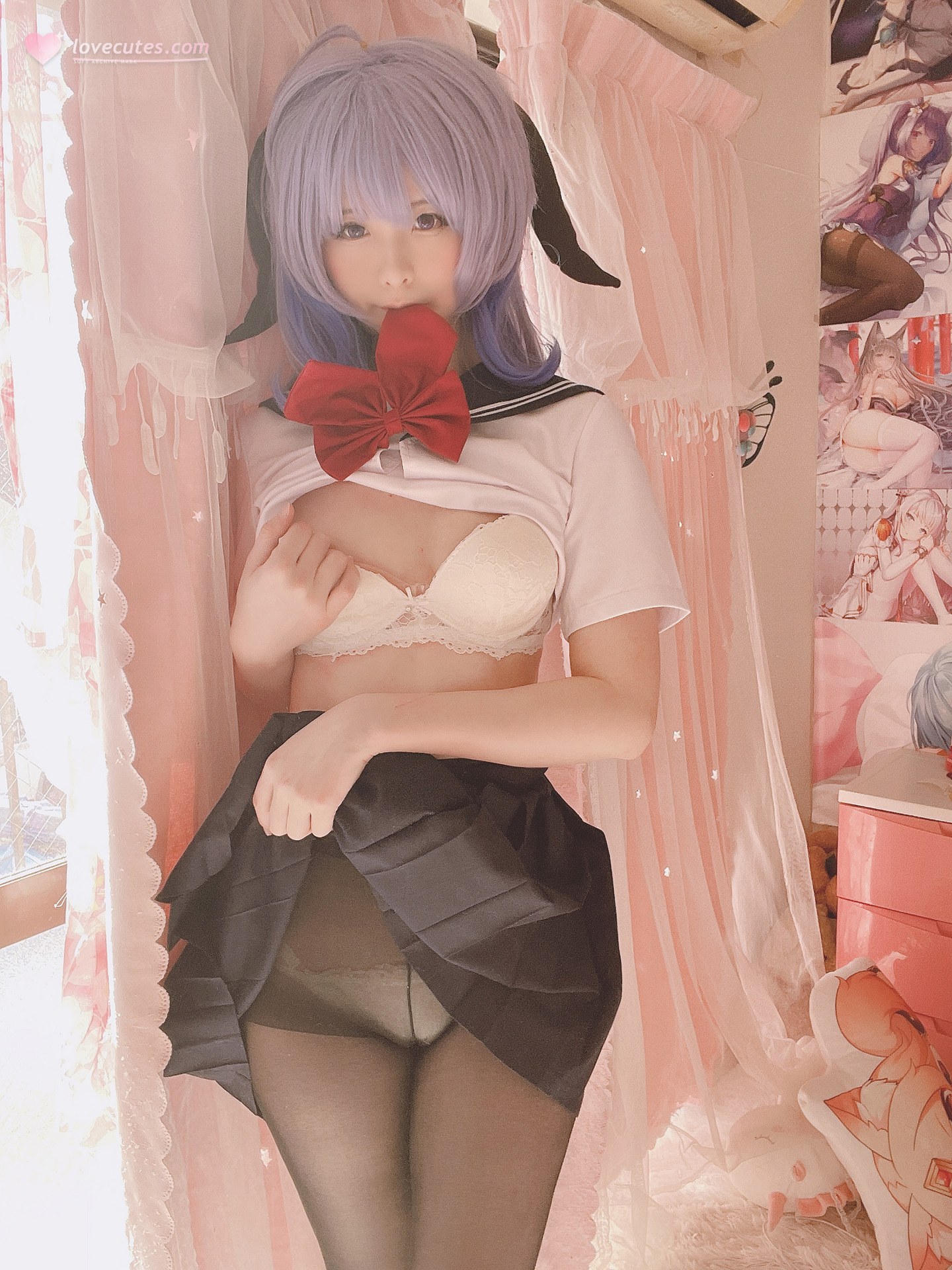 [cosplay] 习呆呆 - 甘雨：黑丝露点大尺度还原 45P