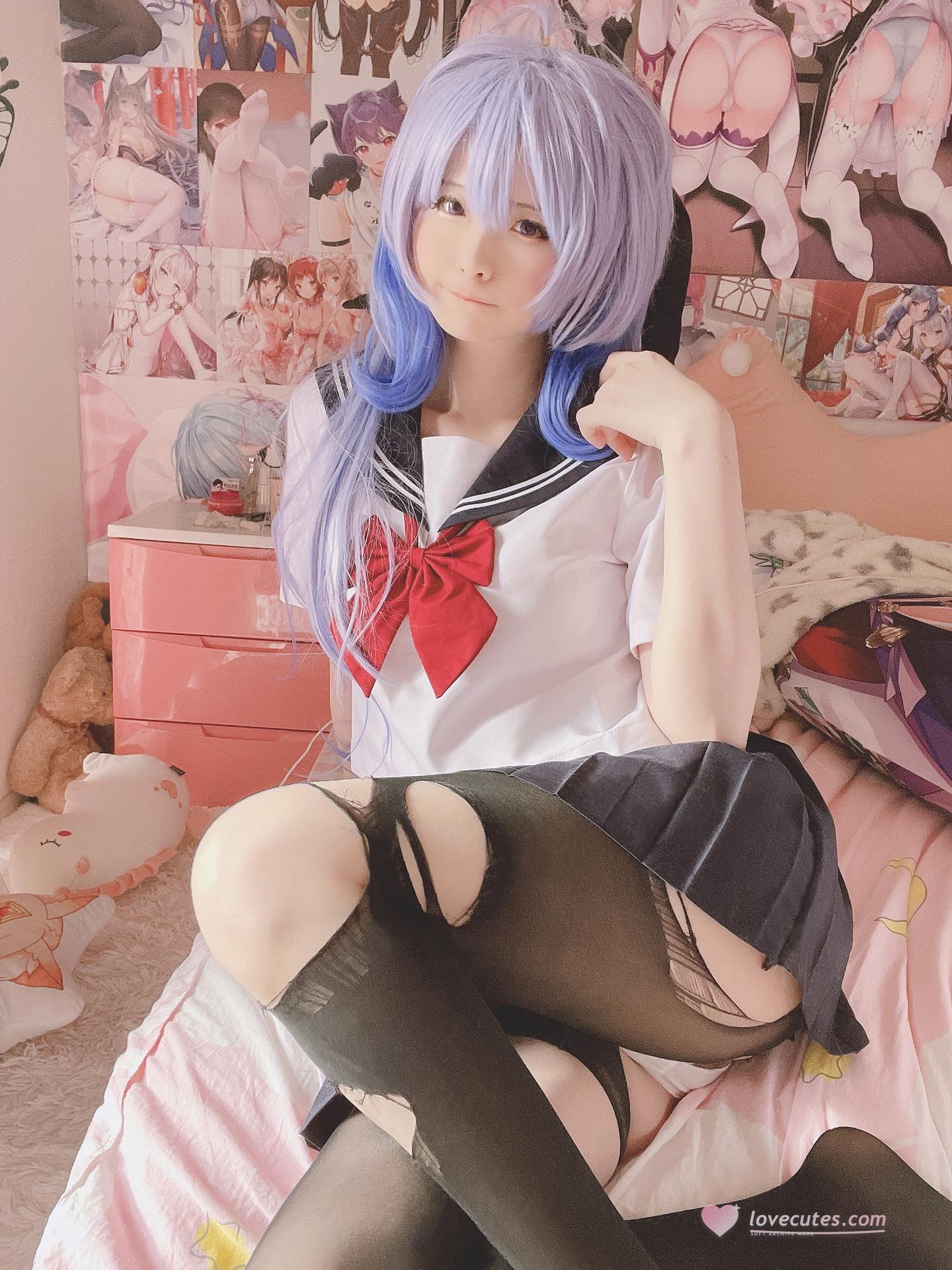 [cosplay] 习呆呆 - 甘雨：黑丝露点大尺度还原 45P