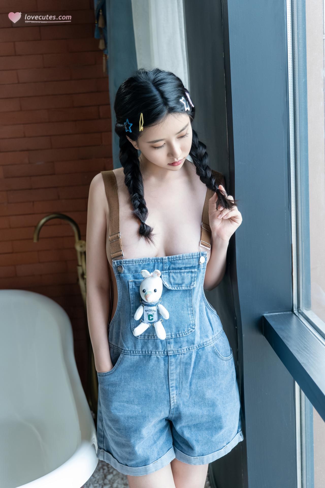 [Private] Nnian - Backoveralls: denim overalls in a bathtub, fresh off-shoulder, cleavage 80P