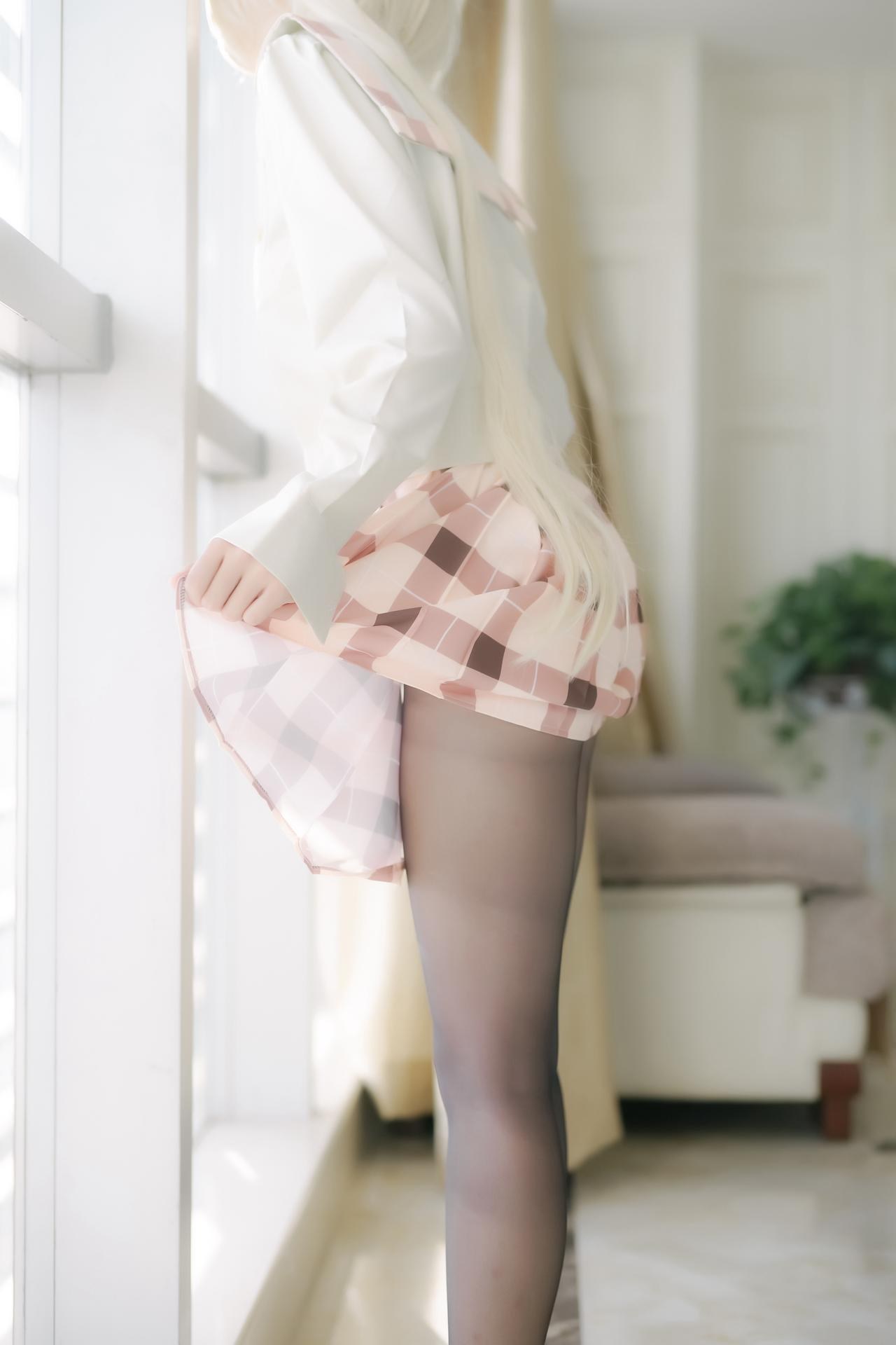[cosplay] 少女映画 - 春日野穹 校服：大尺度角色还原 100P