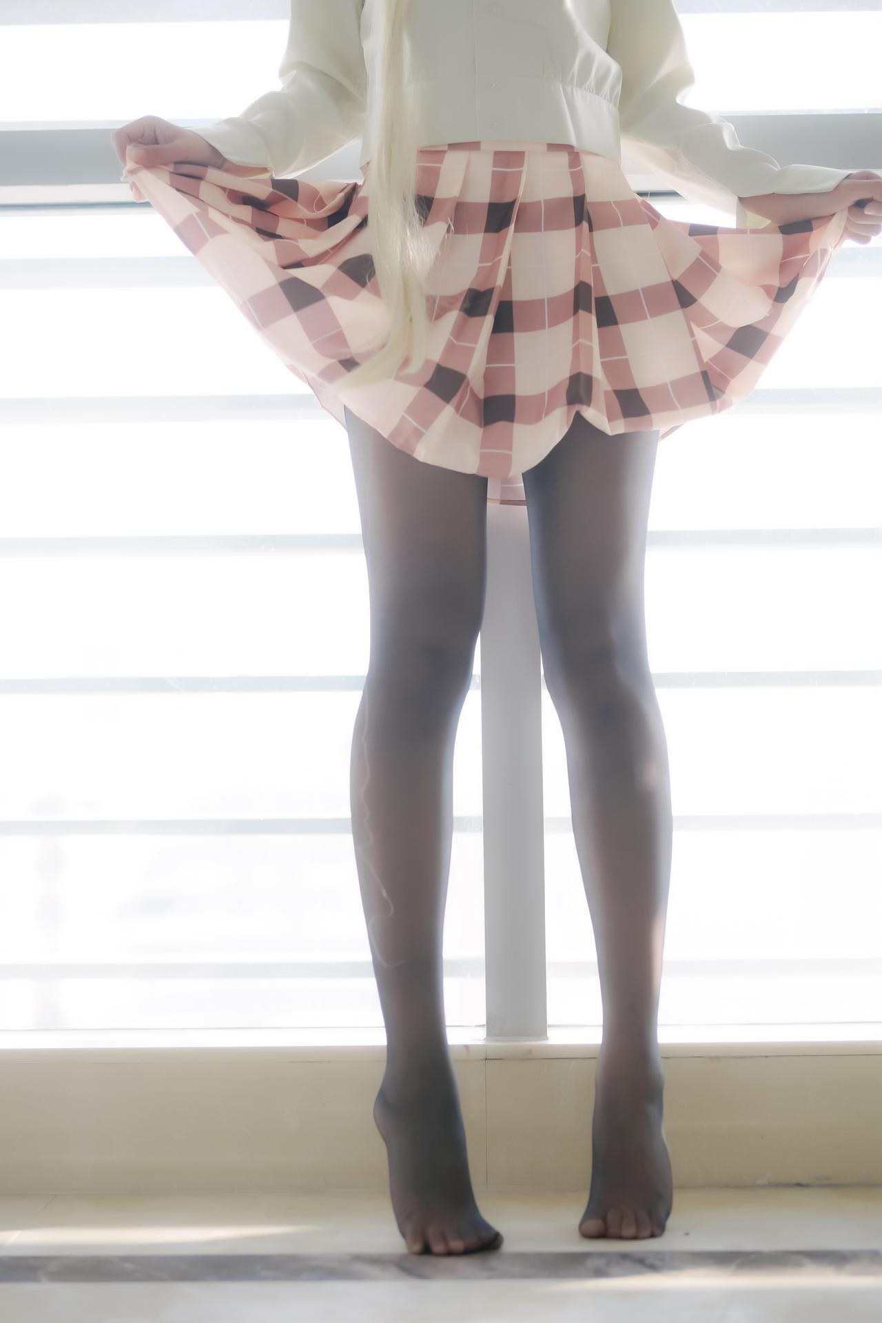 [cosplay] 少女映画 - 春日野穹 校服：大尺度角色還原 100P