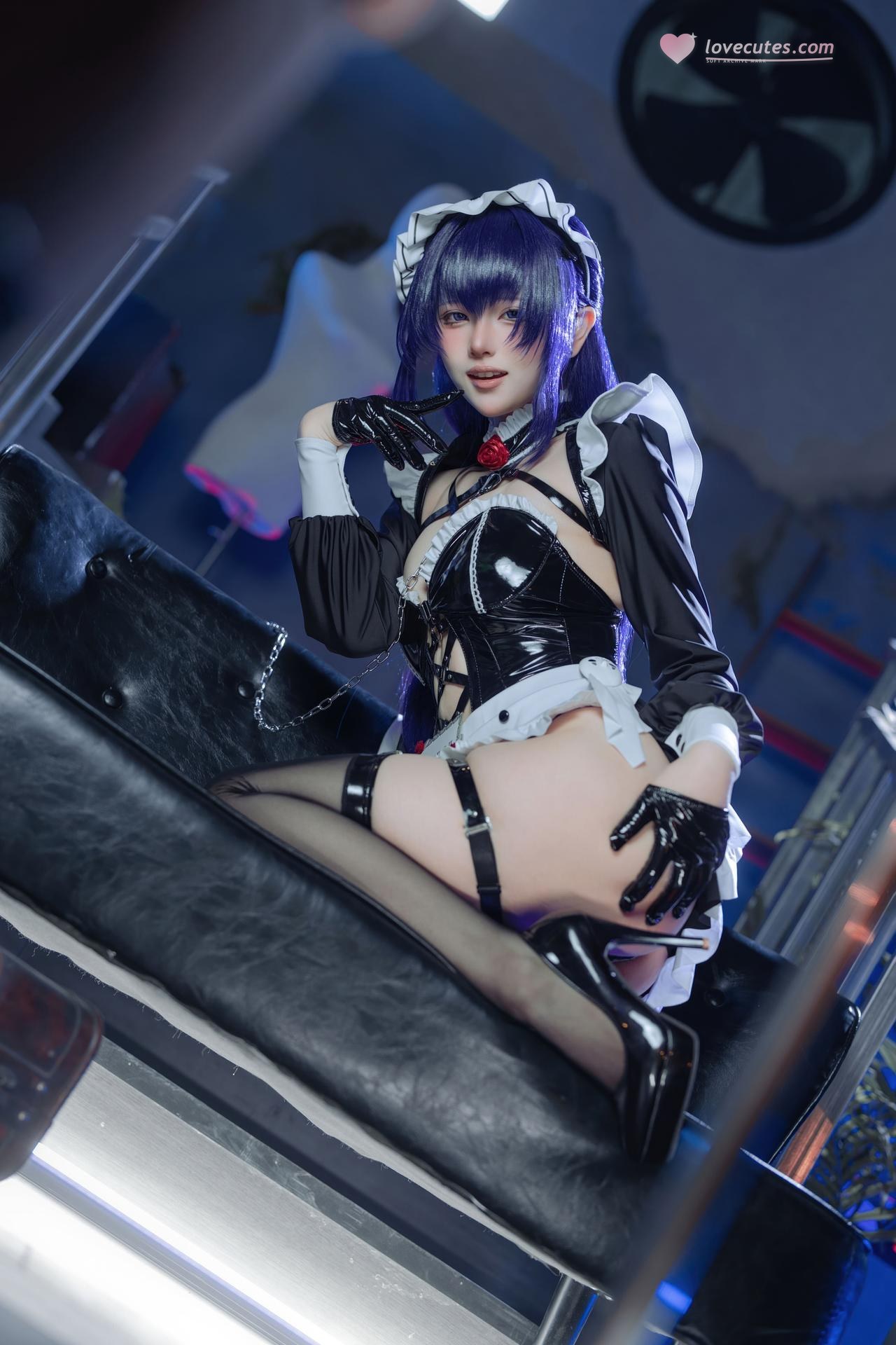 [cosplay] 屿鱼 - NIKKE胜利女神 米哈拉: cà phê hầu gái tất đen ren tái hiện 80P