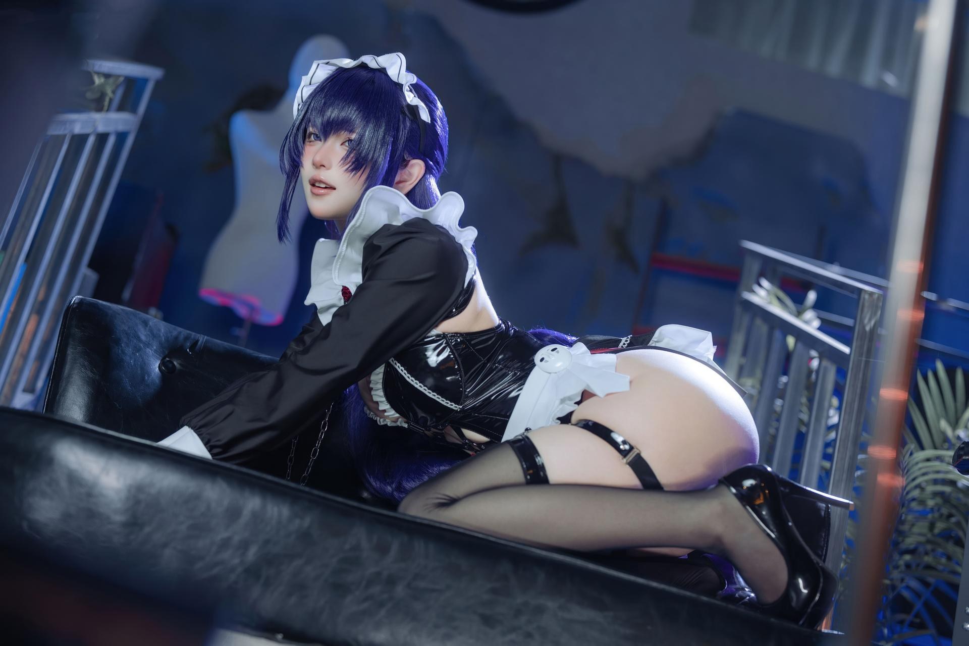 [cosplay] 屿鱼 - NIKKE胜利女神 米哈拉: cà phê hầu gái tất đen ren tái hiện 80P