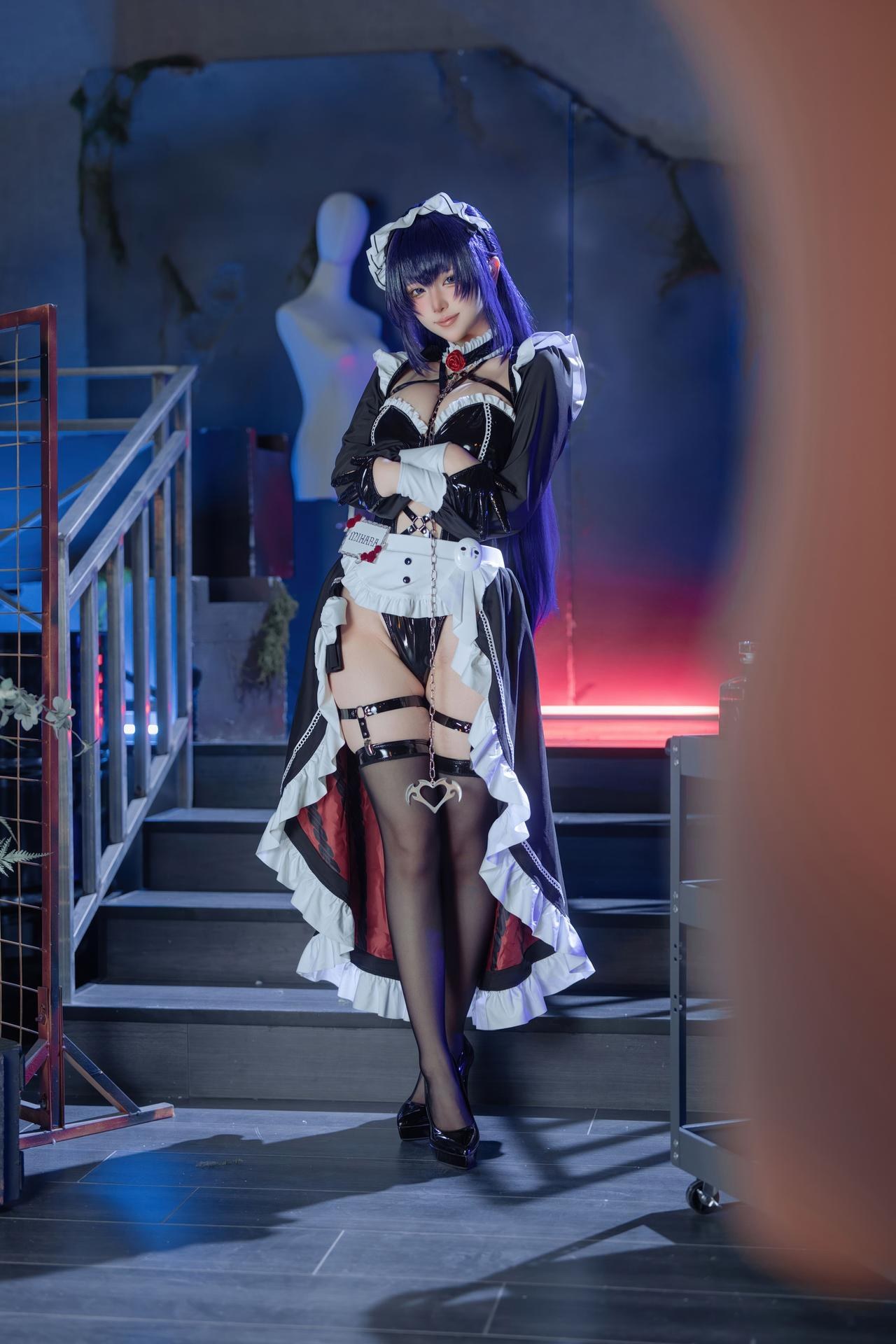[cosplay] 屿鱼 - NIKKE胜利女神 米哈拉: cà phê hầu gái tất đen ren tái hiện 80P