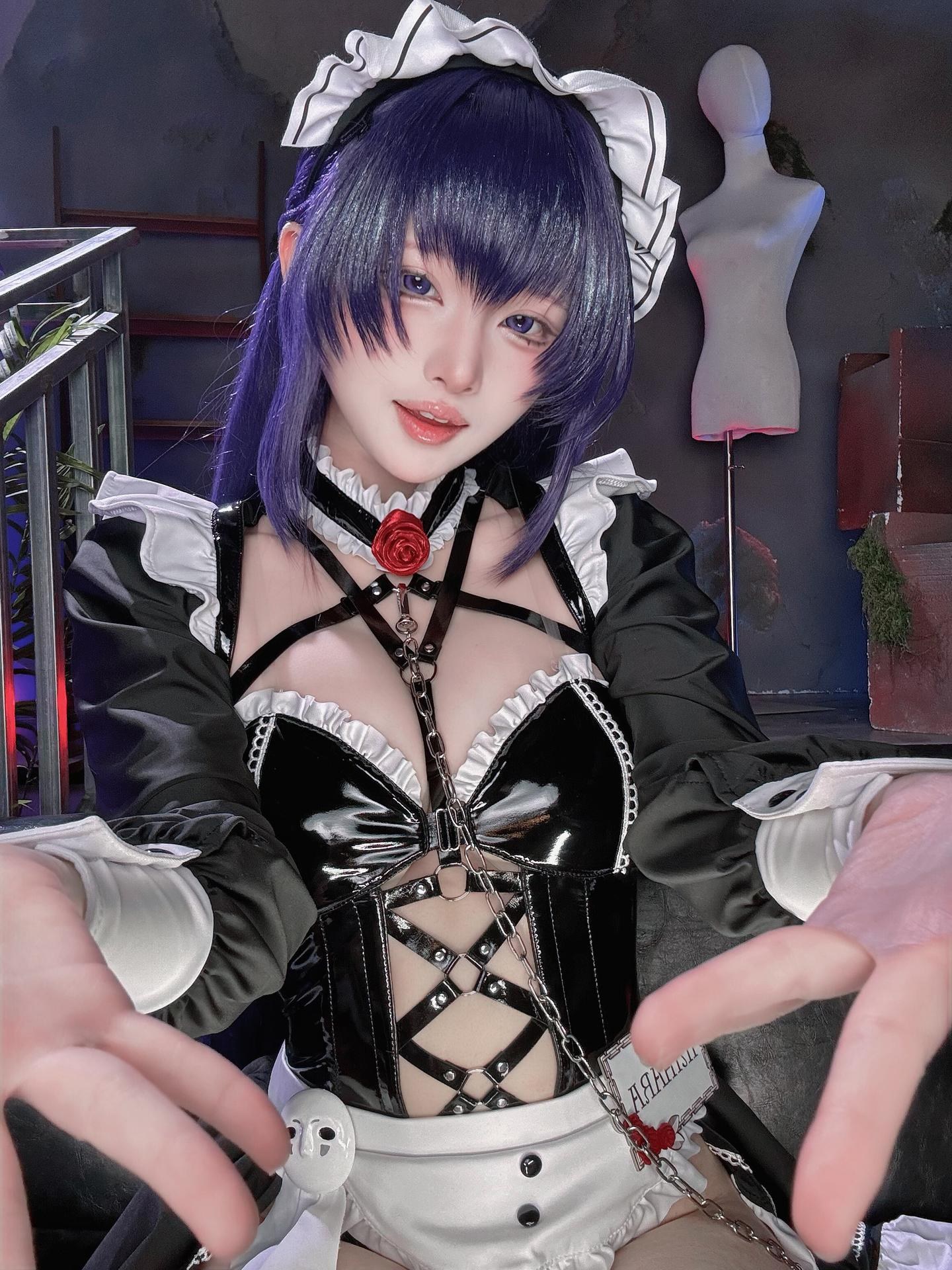 [cosplay] 屿鱼 - NIKKE胜利女神 米哈拉：คาเฟ่เมด ถุงน่องสีดำ ลูกไม้ สมจริง 80P