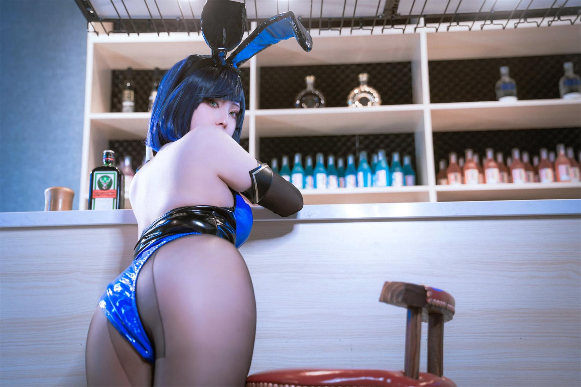 [cosplay] Natsuko夏夏子 - 原神夜蘭兔女郎：酒吧黑絲高衩大尺度還原 74P1V