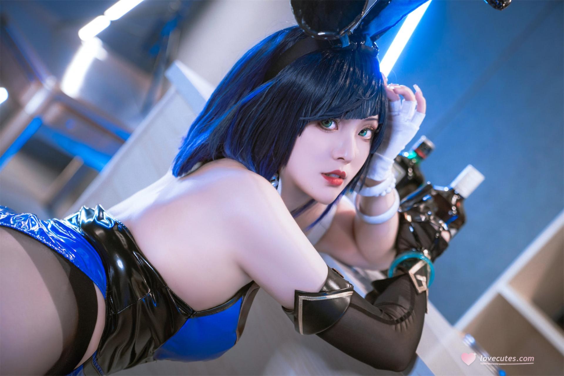 [cosplay] Natsuko夏夏子 - 原神夜蘭兔女郎：酒吧黑絲高衩大尺度還原 74P1V