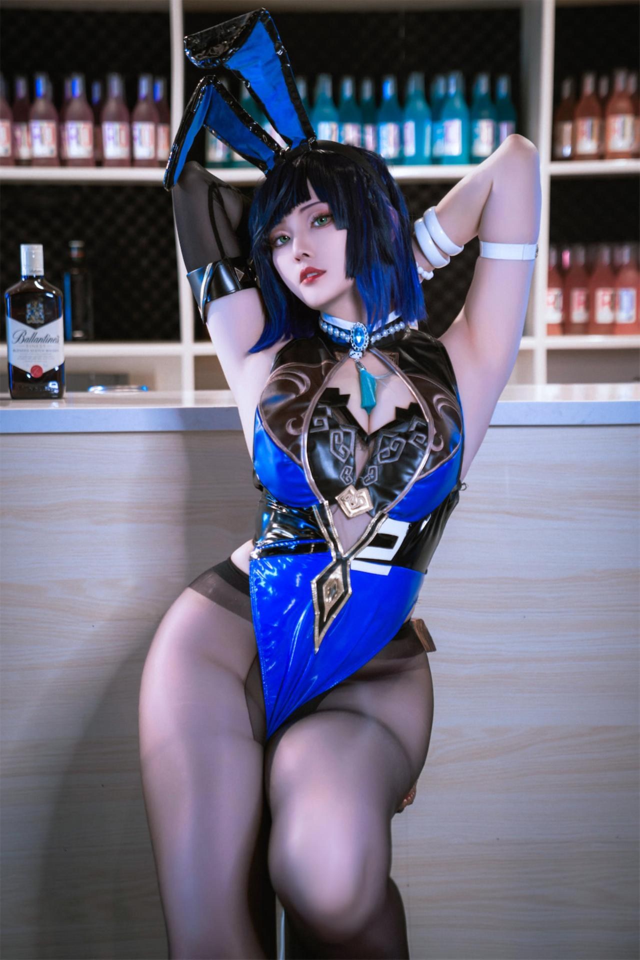 [cosplay] Natsuko夏夏子 - 原神夜蘭兔女郎：酒吧黑絲高衩大尺度還原 74P1V