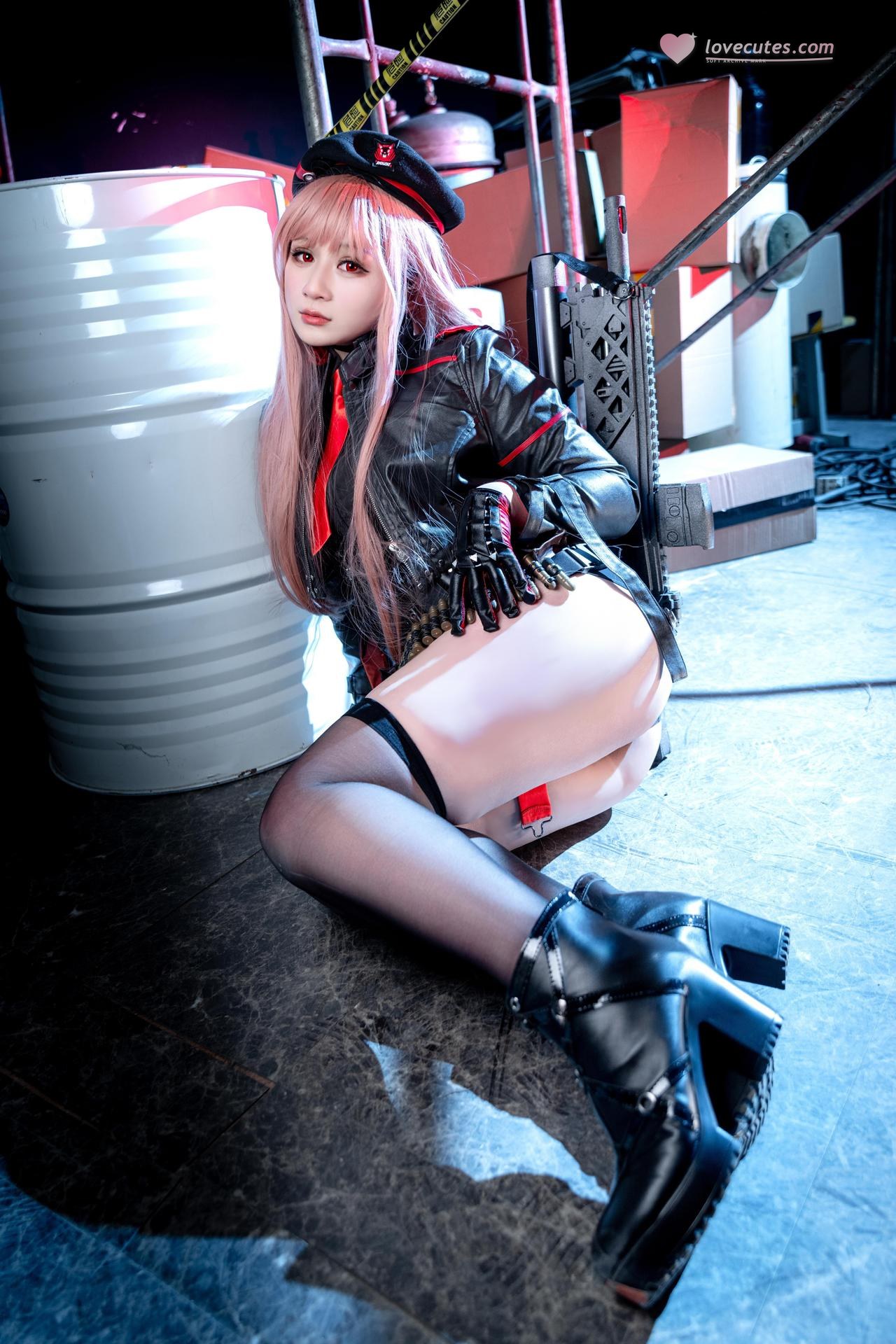 [cosplay] Zaya秋 - NIKKE勝利女神 拉毗：貝雷帽黑絲戰術裝美腿 25P