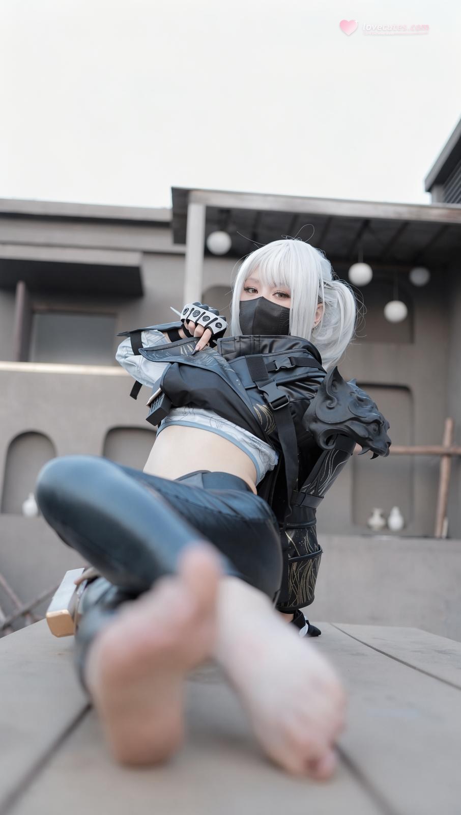 [cosplay] 麦晓雯 - 少女映画三角洲：白发战术装黑丝美腿 89P