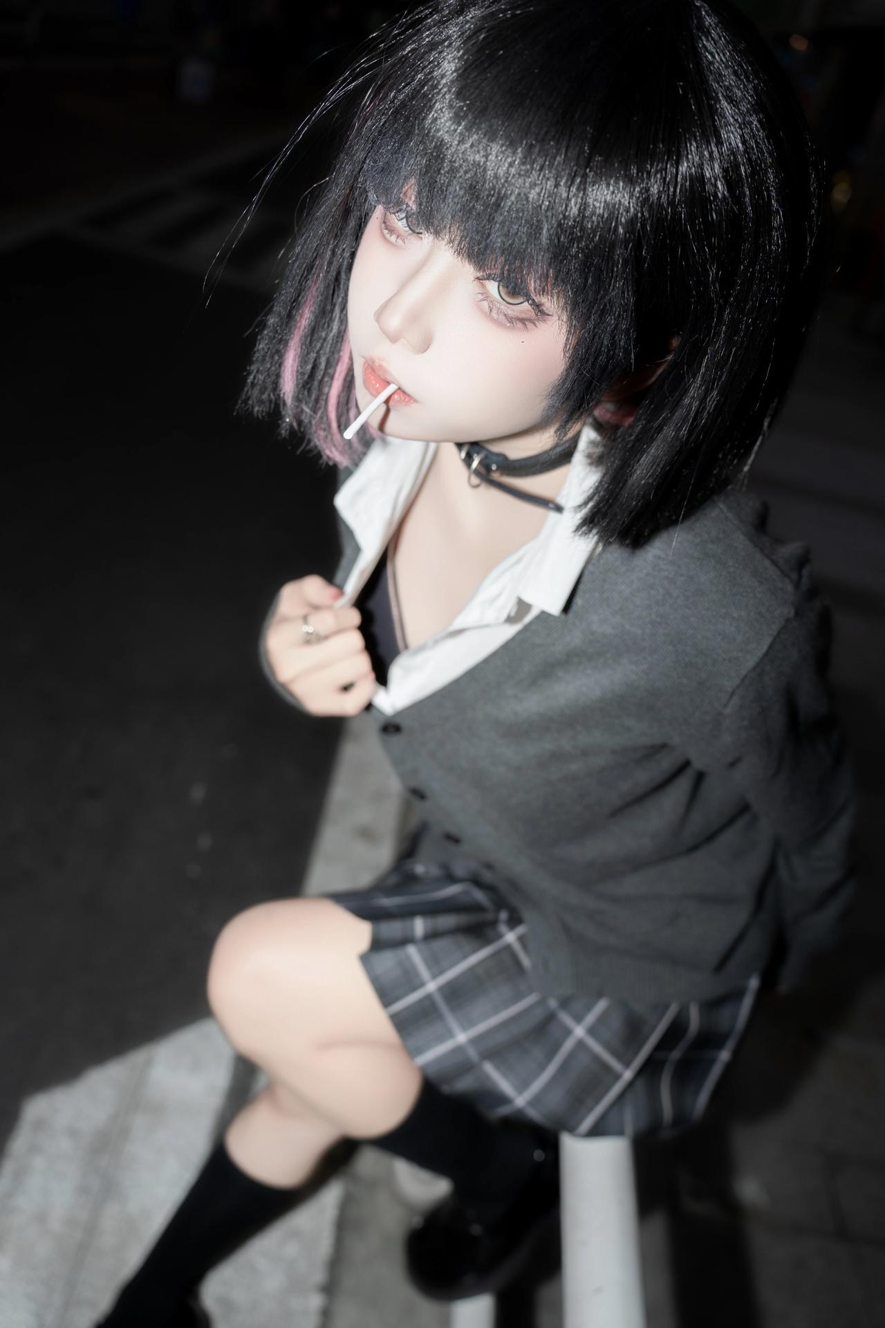 [写真] 纸悦Etsu_ko - よろしくお願いします：夜街JK制服黒スト美脚 45P