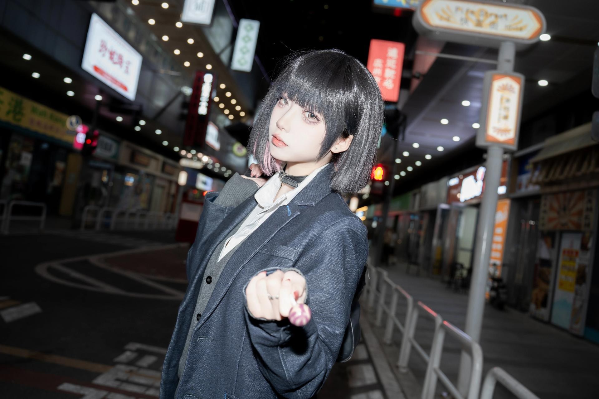 [写真] 纸悦Etsu_ko - よろしくお願いします：夜街JK制服黒スト美脚 45P