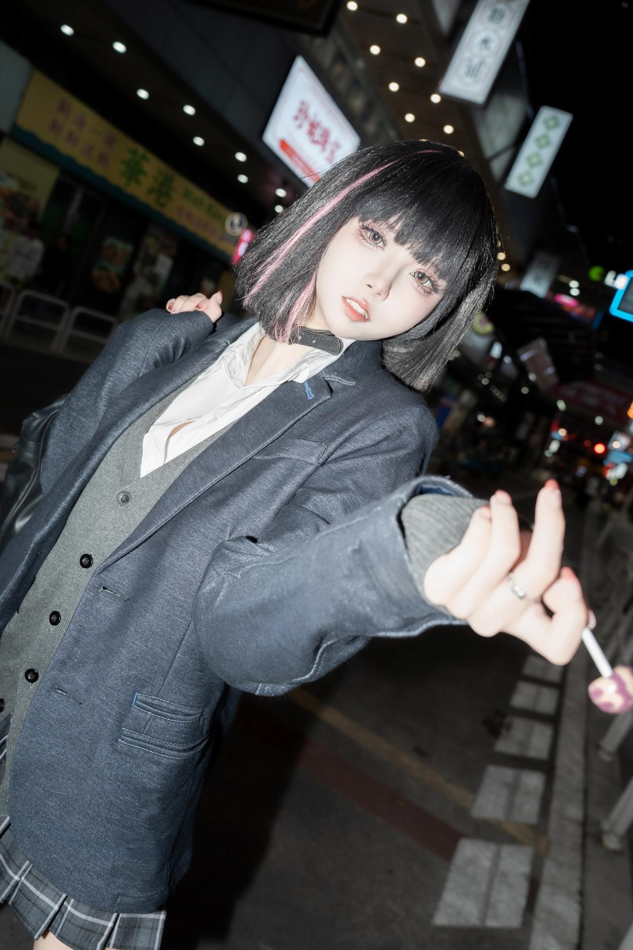 [写真] 纸悦Etsu_ko - よろしくお願いします：夜街JK制服黒スト美脚 45P