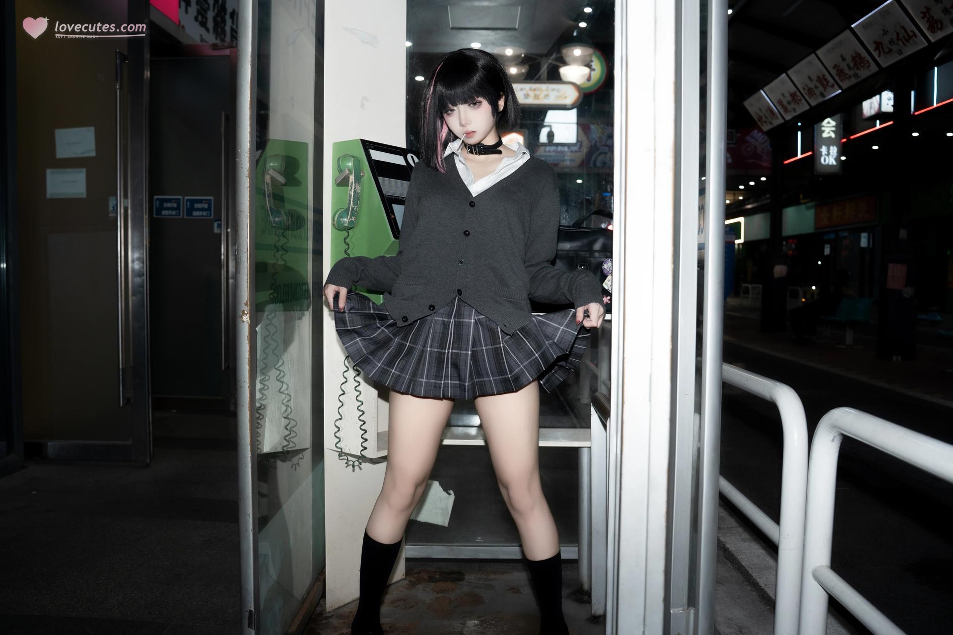 [写真] 纸悦Etsu_ko - よろしくお願いします：夜街JK制服黒スト美脚 45P