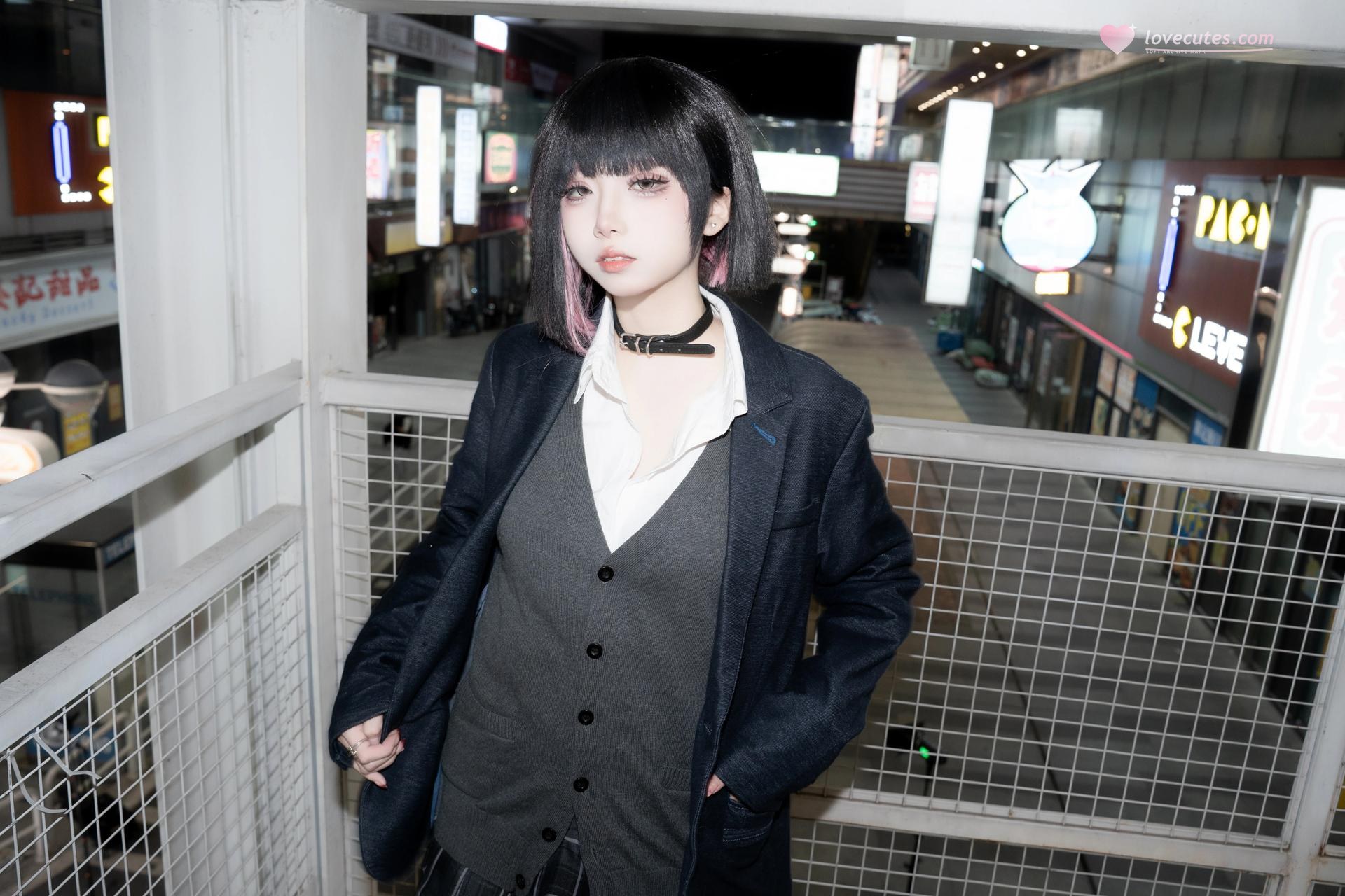 [写真] 纸悦Etsu_ko - よろしくお願いします：夜街JK制服黒スト美脚 45P