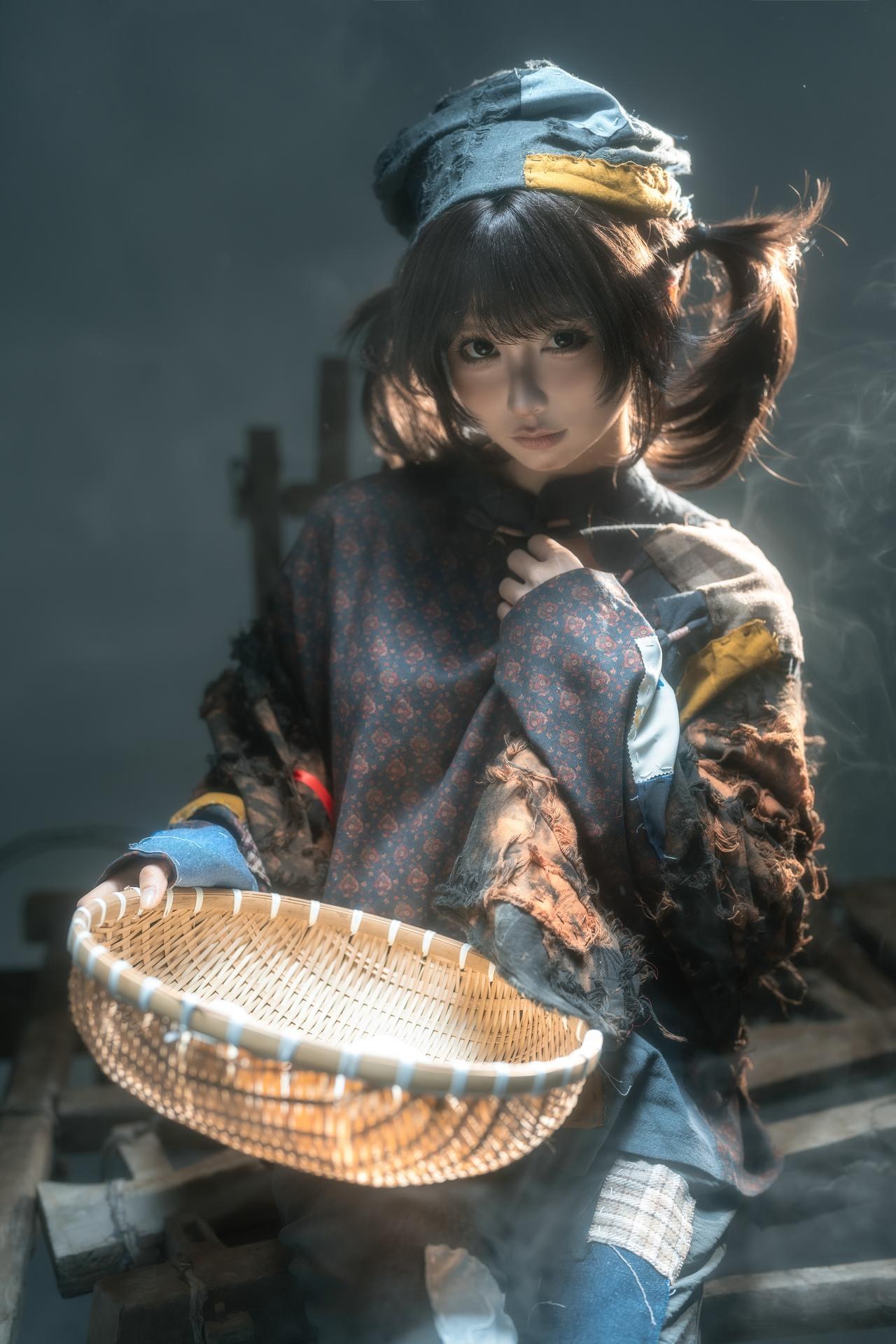 [寫真] 蠢沫沫 - 小乞丐：破舊工裝煙霧場景美腿 23P1V